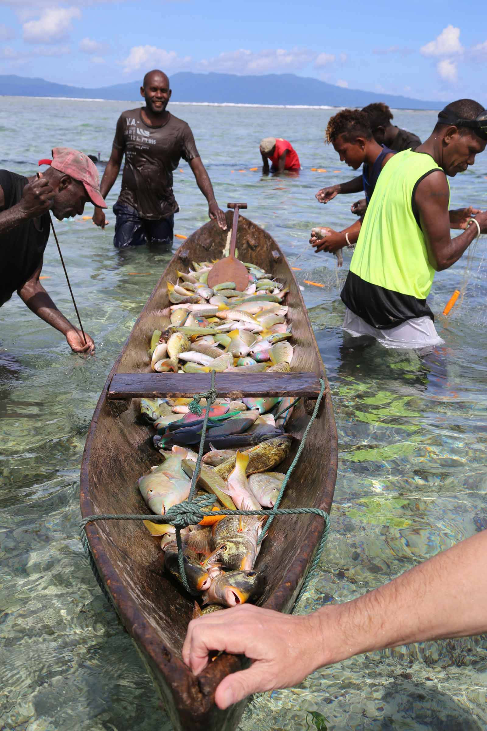 Solomon Islands, wooden canoe, turquoise waters, Full HD Phone Wallpaper