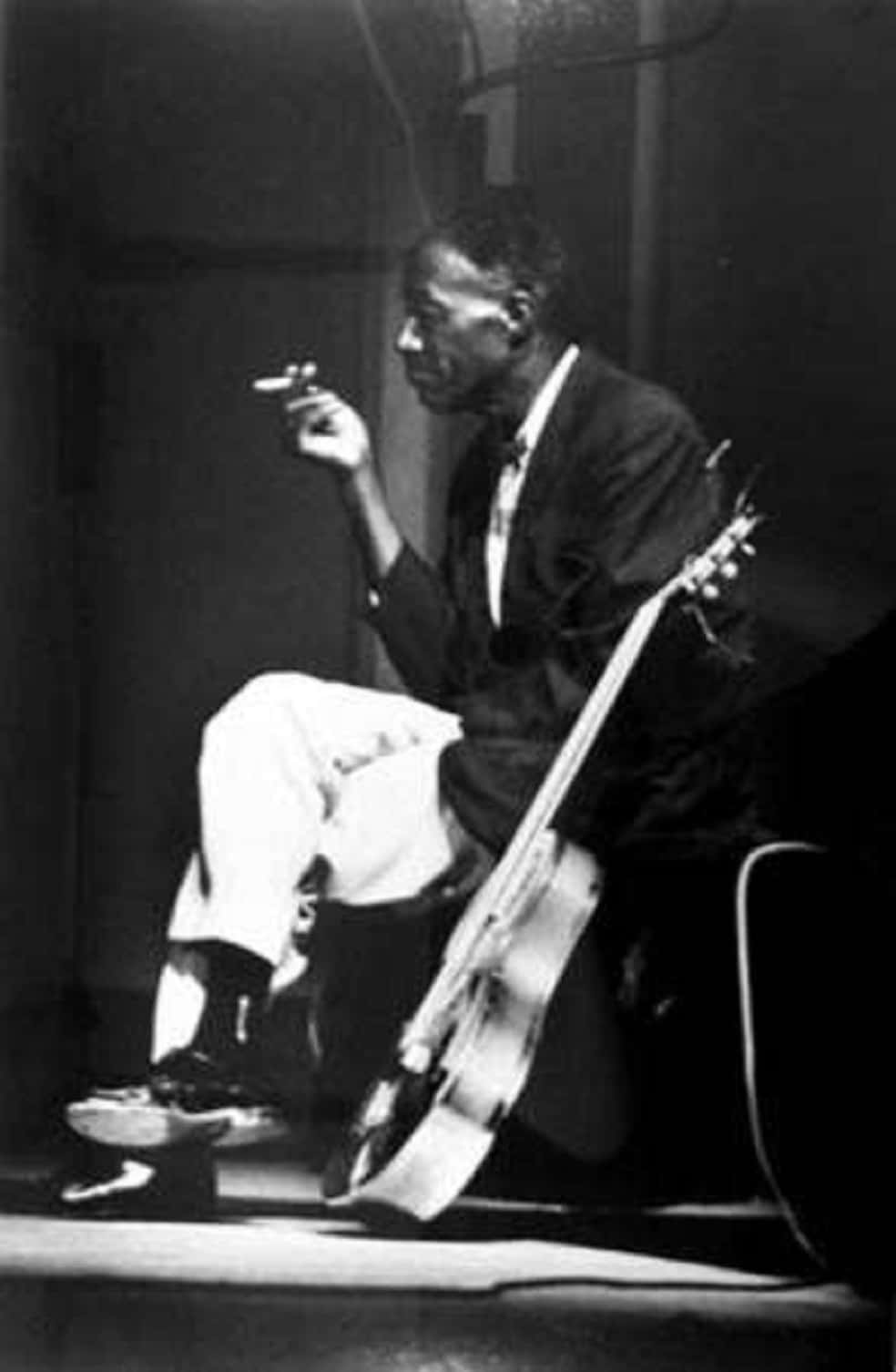 Son House, cigarette, double bass, HD Phone Wallpaper