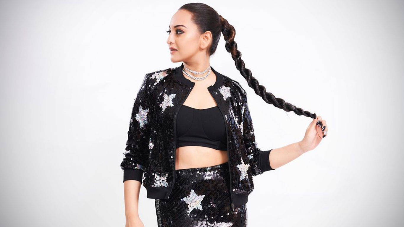 Sonakshi Sinha, long braid hairstyle, black sequined star jacket, HD Desktop Wallpaper
