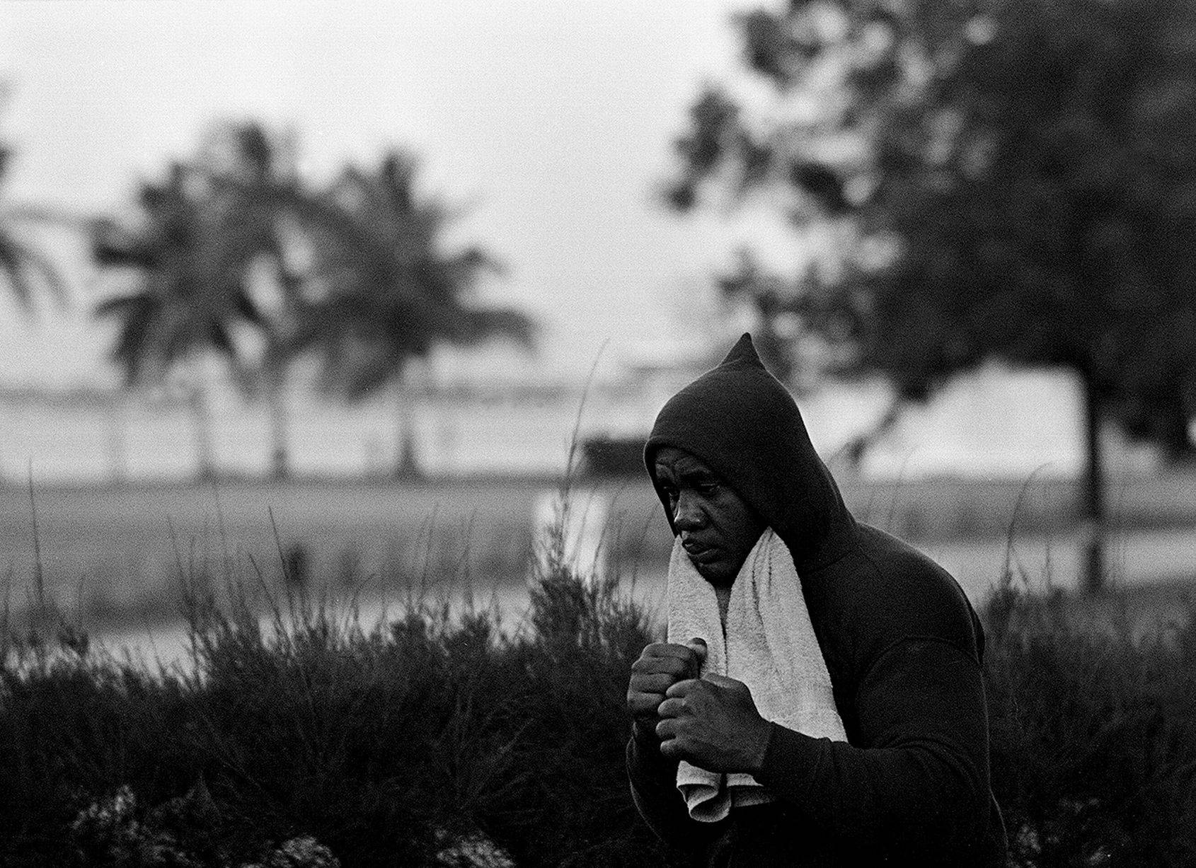 Sonny Liston, hooded sweatshirt, towel, HD Desktop Wallpaper