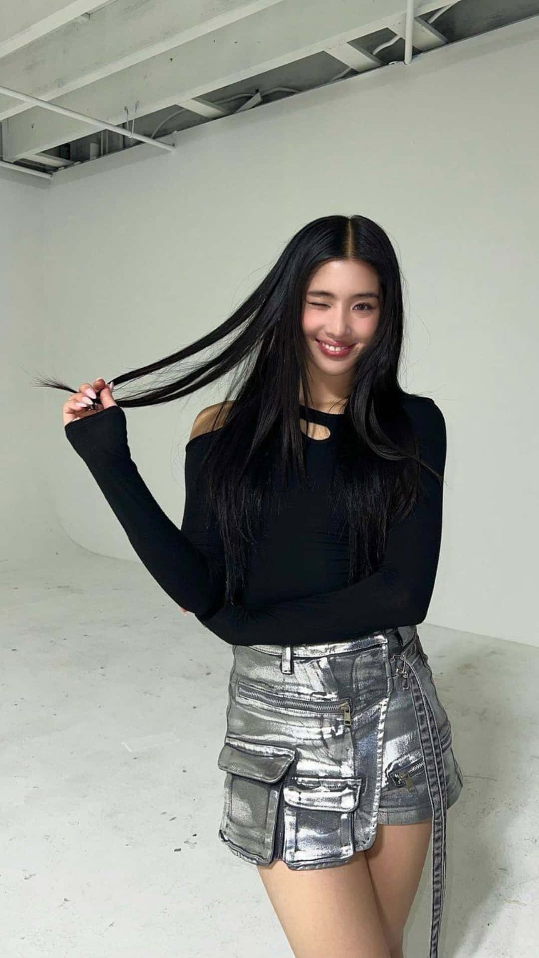 Sophia Katseye, long black hair, minimalist white studio, Full HD Phone Wallpaper