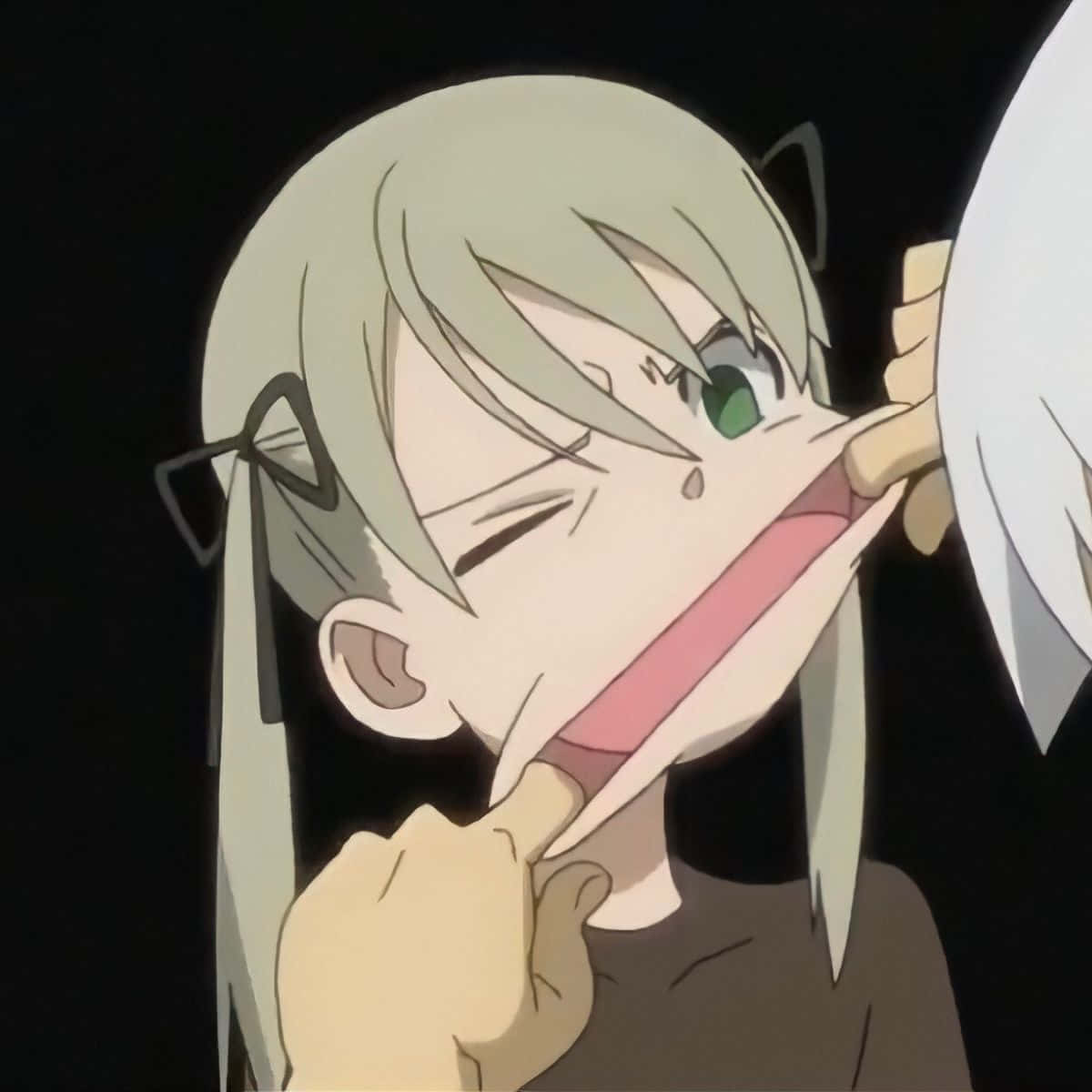 Soul Eater, anime girl, light gray hair, SD Desktop Wallpaper