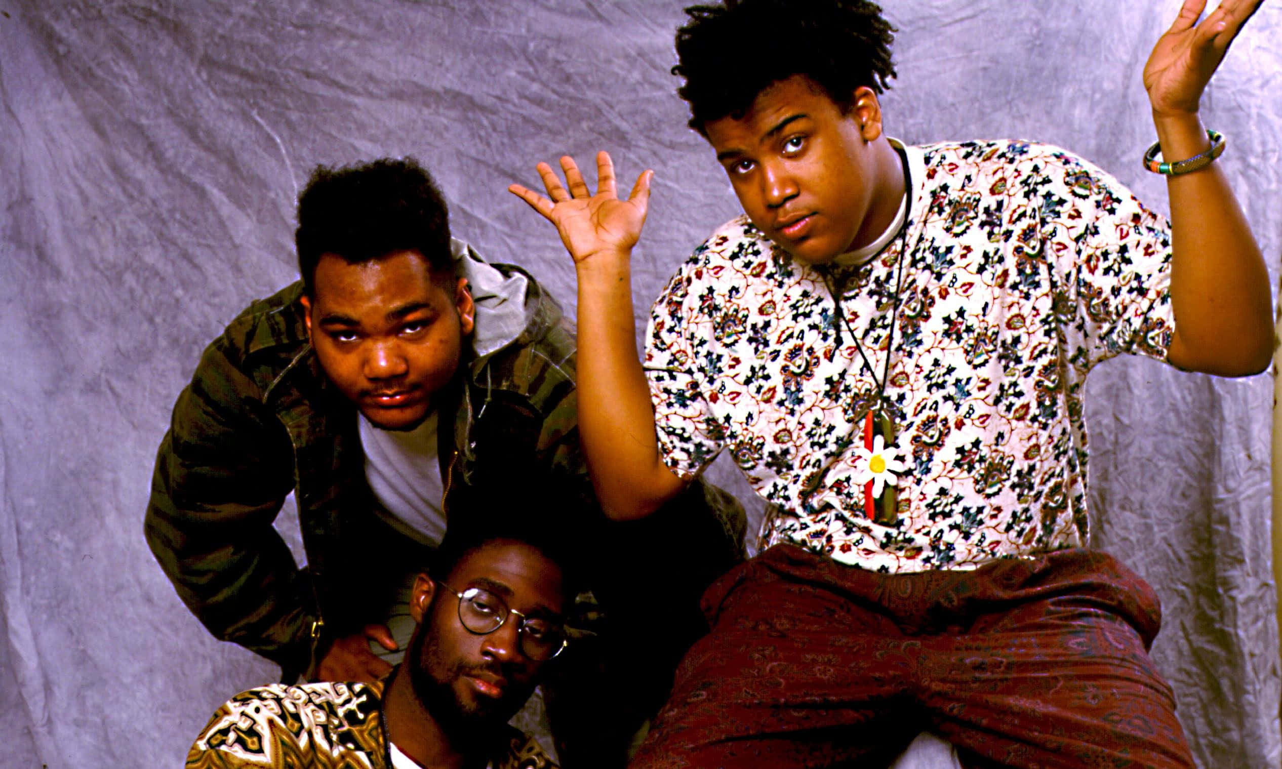 De La Soul, 90s streetwear, wrinkled gray backdrop, Full HD Desktop Wallpaper