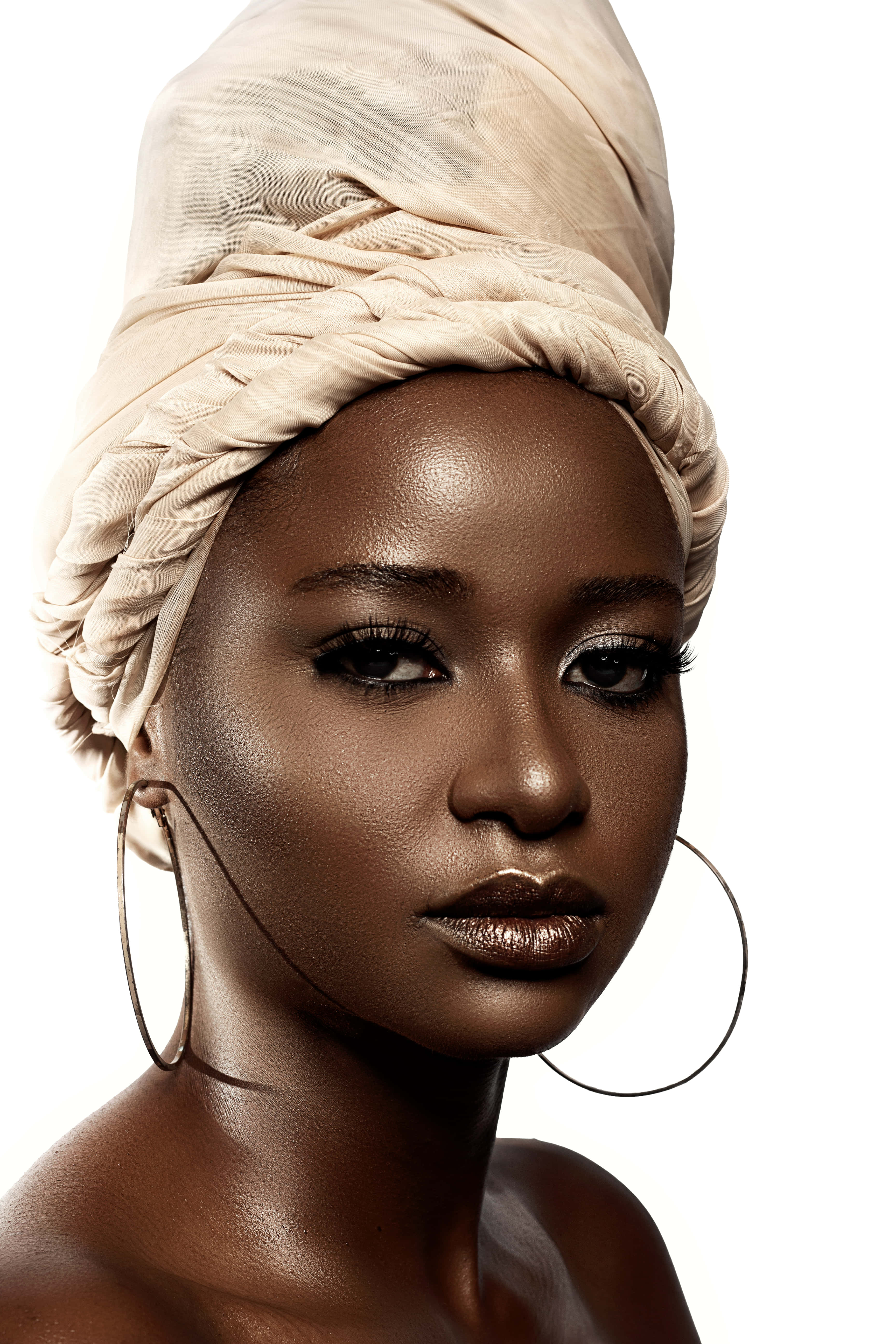 South African Woman, dark skin, cream headwrap, 5K Phone Wallpaper