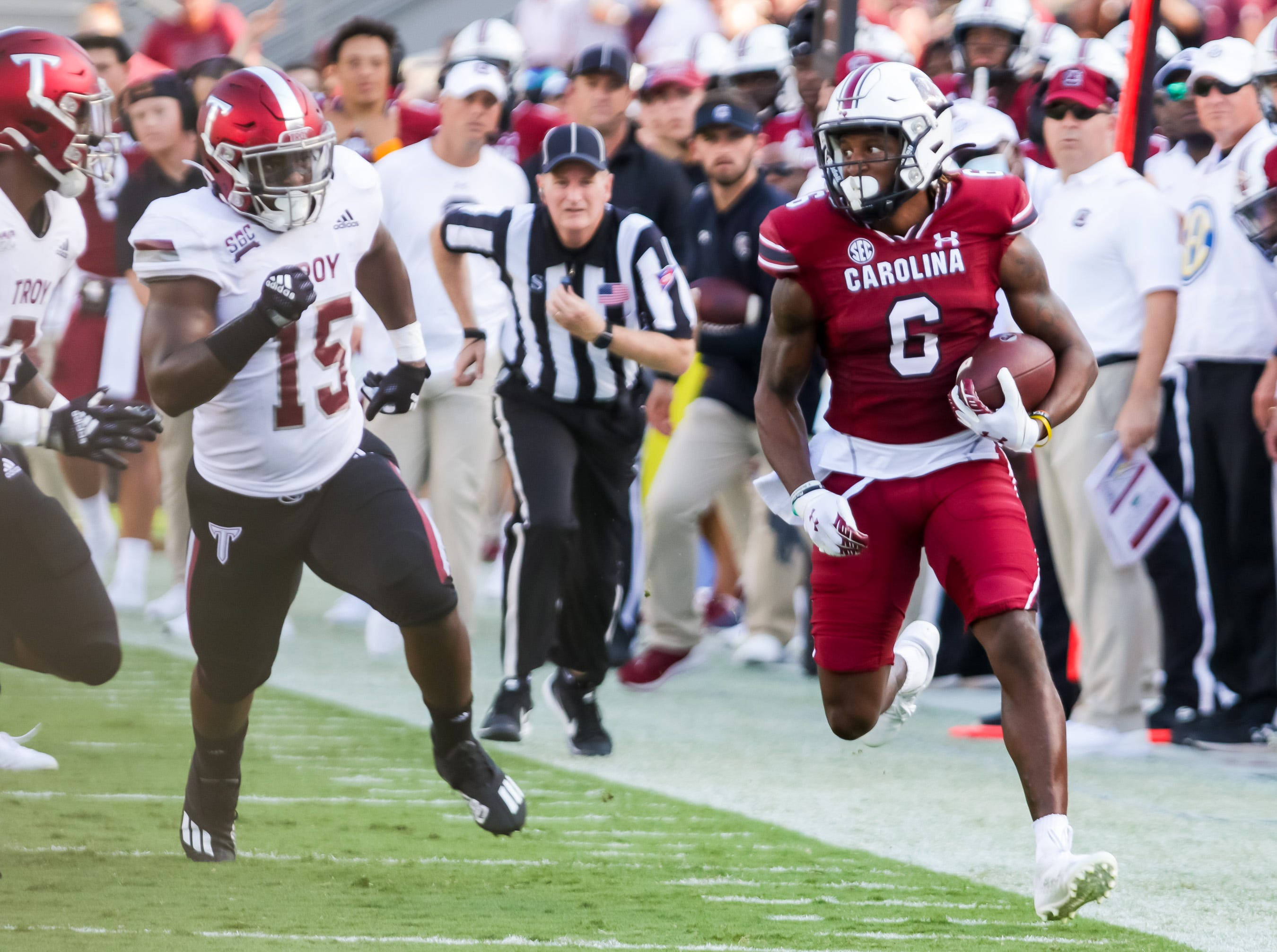 South Carolina Gamecocks, Troy defender, red, 2K Desktop Wallpaper
