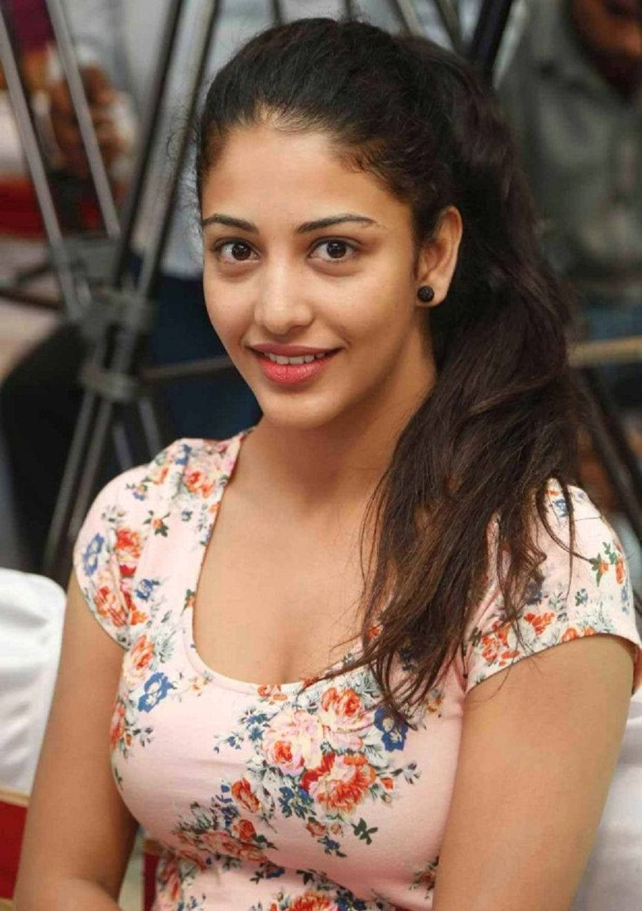 South Indian Heroine, dark hair, ponytail, HD Phone Wallpaper