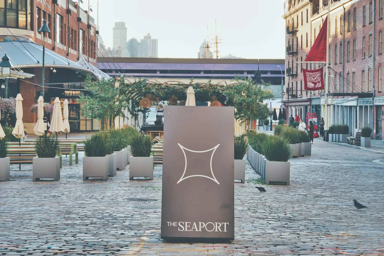 South Street Seaport, cobblestone plaza, modern planters, HD Desktop Wallpaper