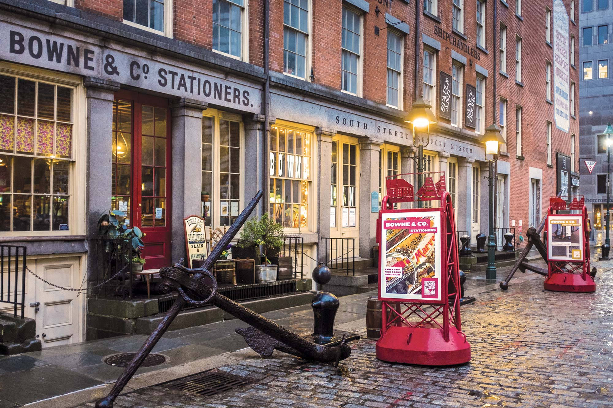 South Street Seaport, cobblestone street, dusk, Full HD Desktop Wallpaper