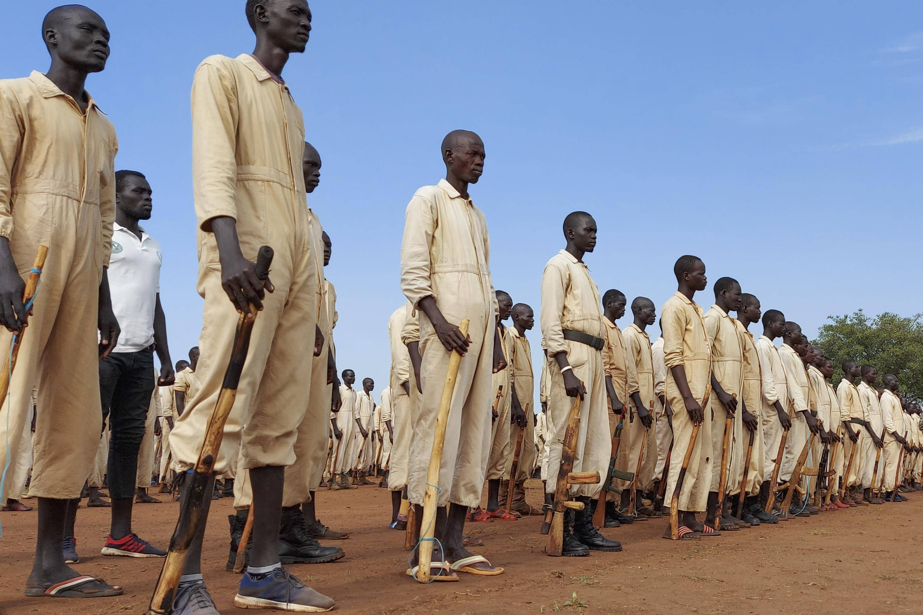 South Sudan, men, beige uniforms, 2K Desktop Wallpaper