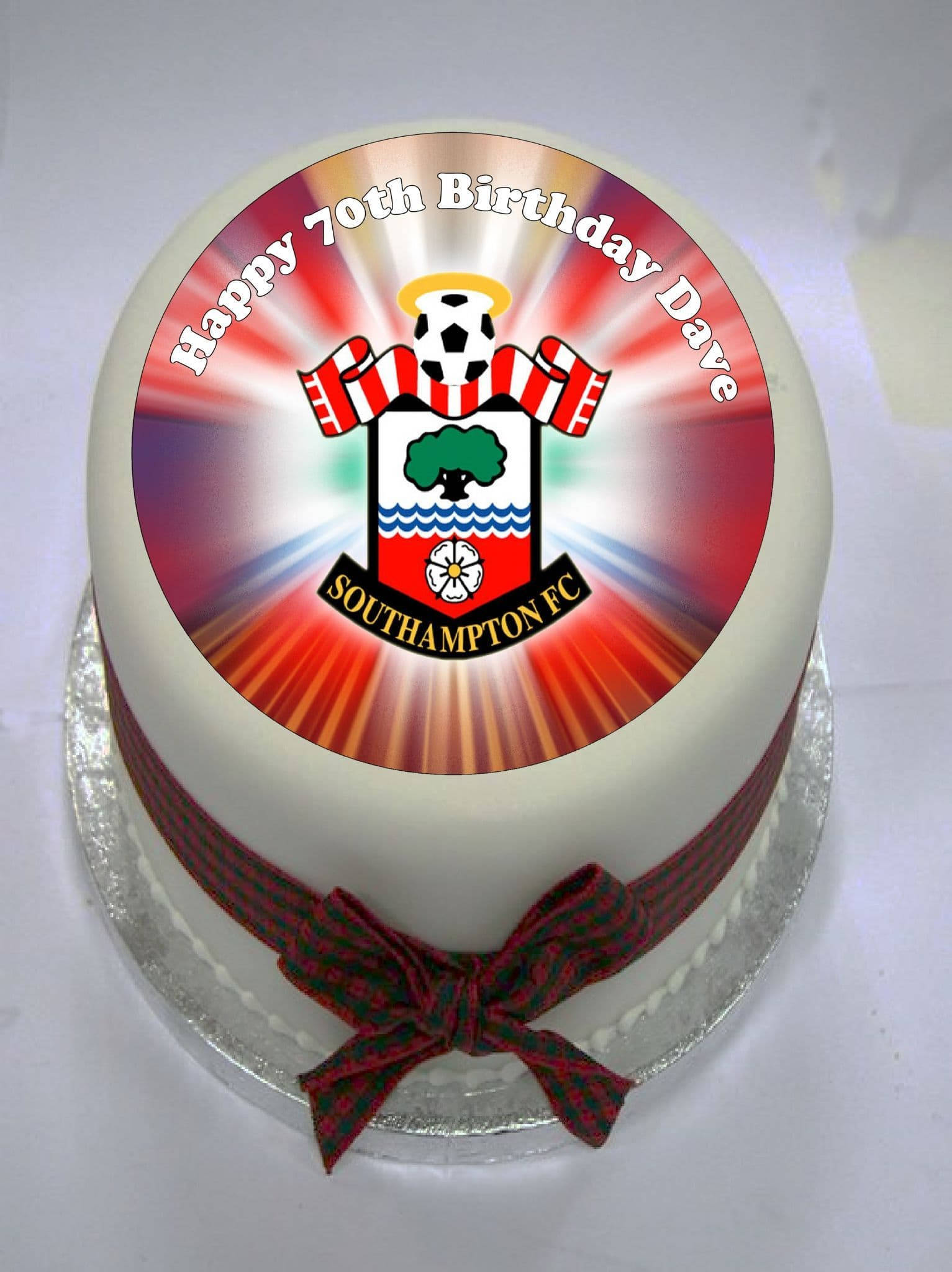 Southampton FC, white birthday cake, vibrant Southampton FC crest, Full HD Phone Wallpaper