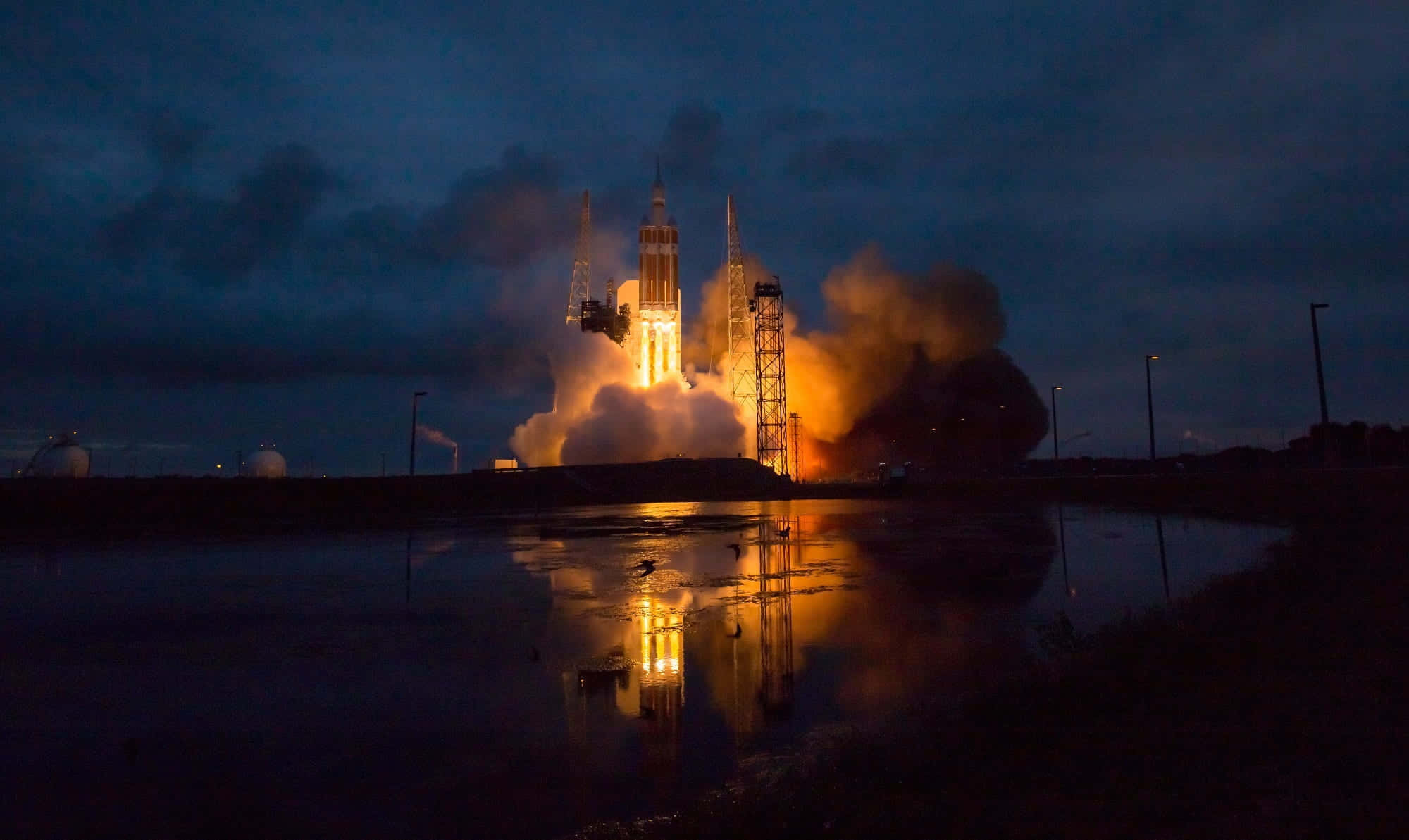 Space Mission 2000, rocket, dusk, Full HD Desktop Wallpaper