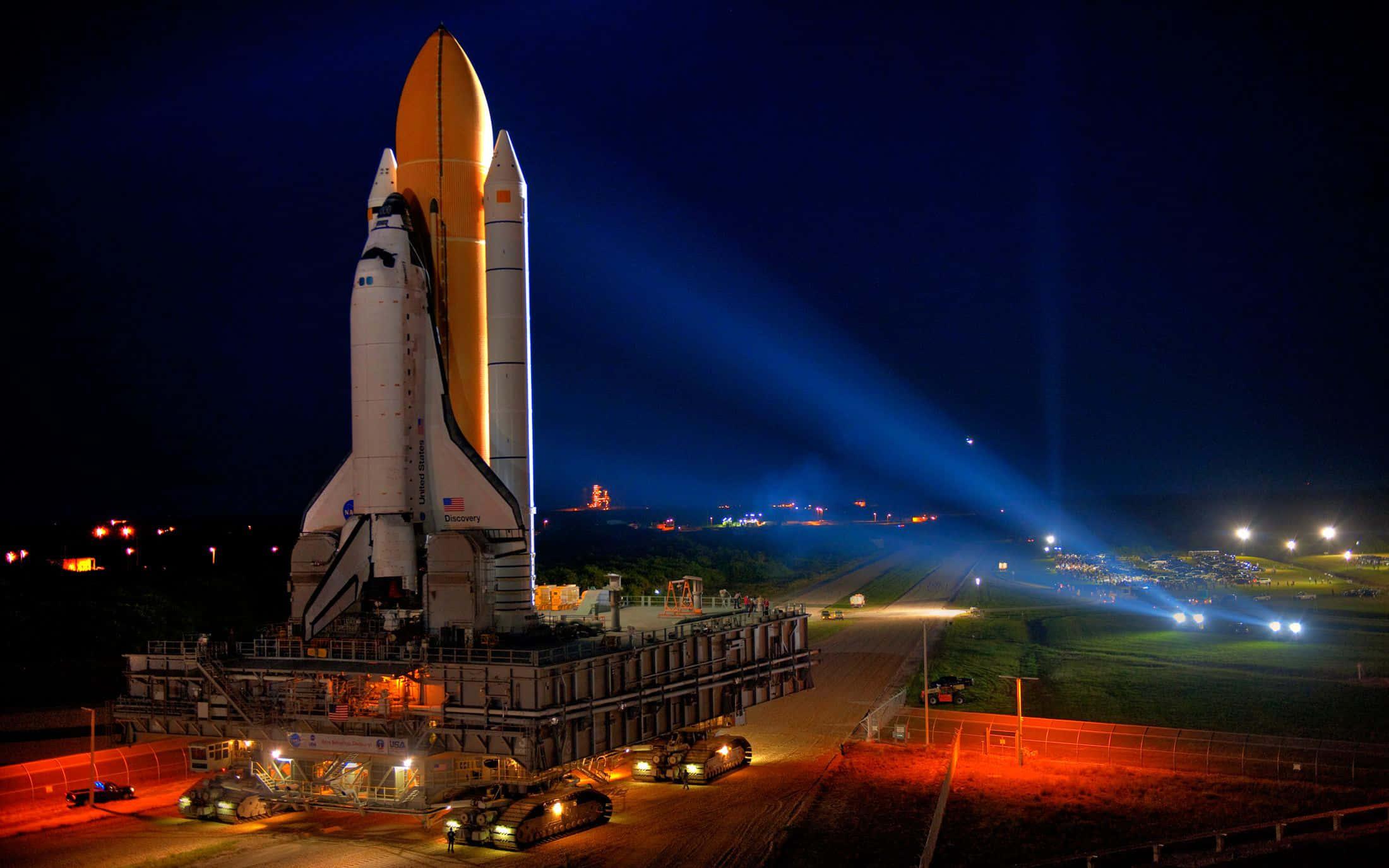 space shuttle, transport platform, night, Full HD Desktop Wallpaper