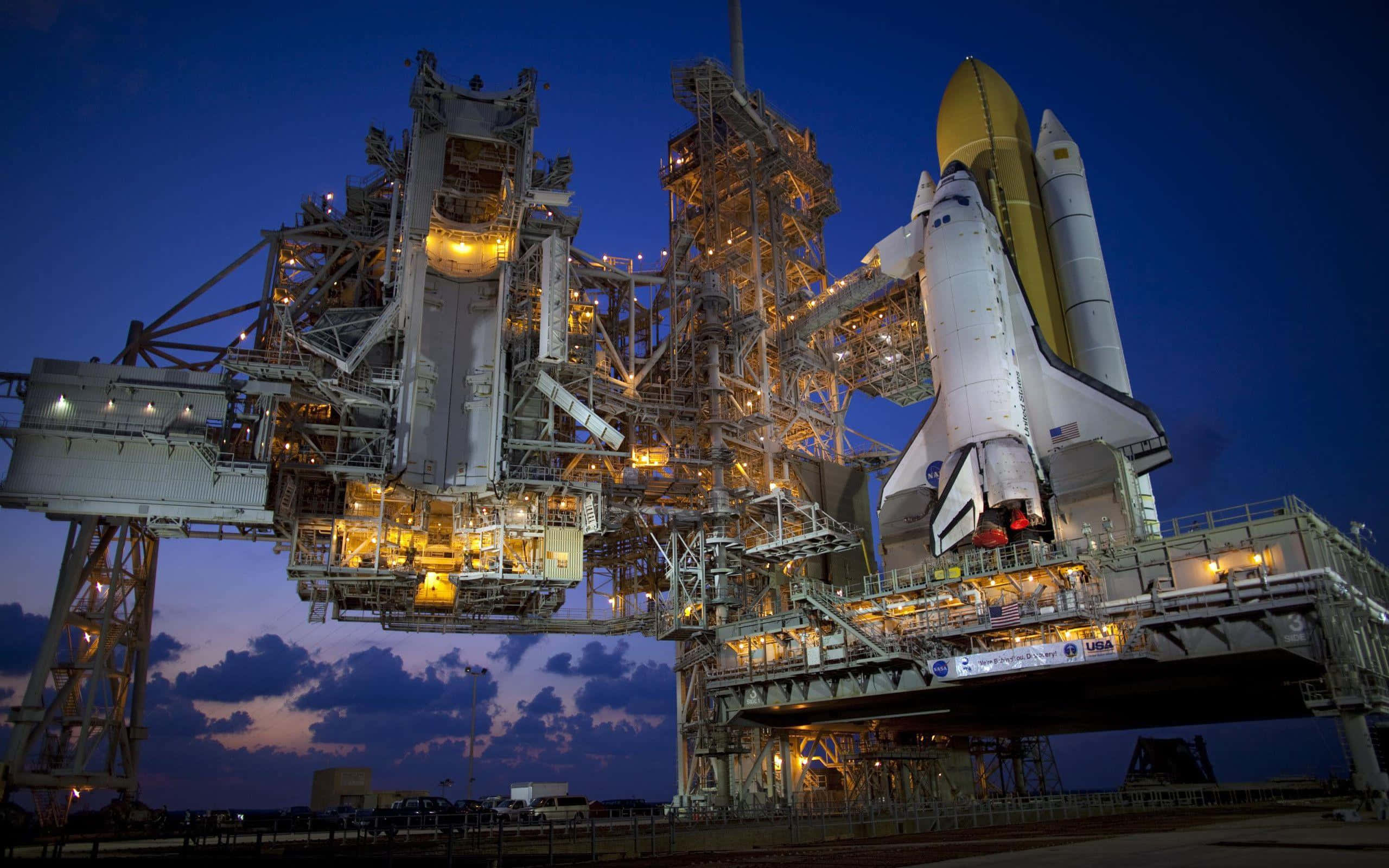 space shuttle, launch pad, dusk, 2K Desktop Wallpaper