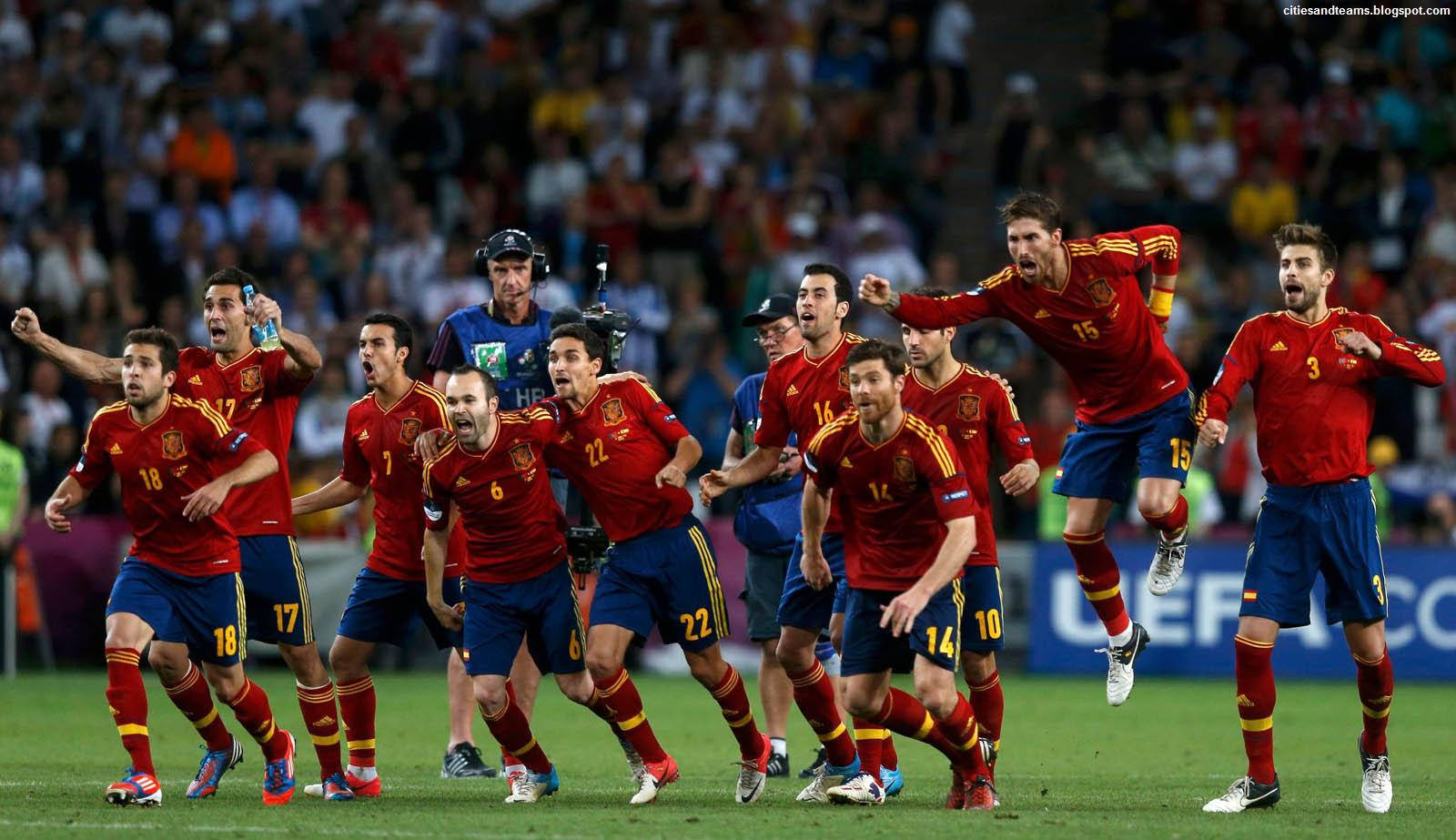 Spain National Football Team, 2012 UEFA Championship, red jerseys, HD Desktop Wallpaper