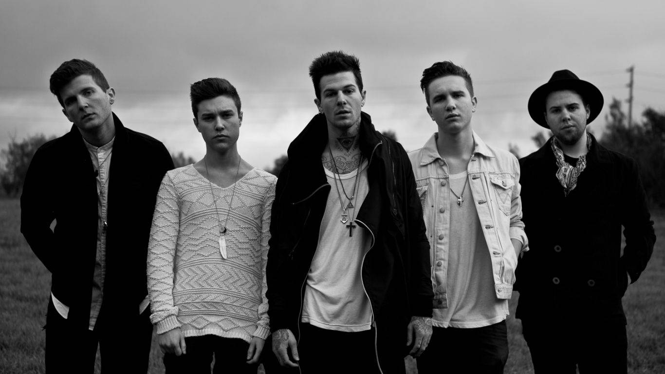 The Neighbourhood In A Vast Land, five men, black and white, HD Desktop Wallpaper