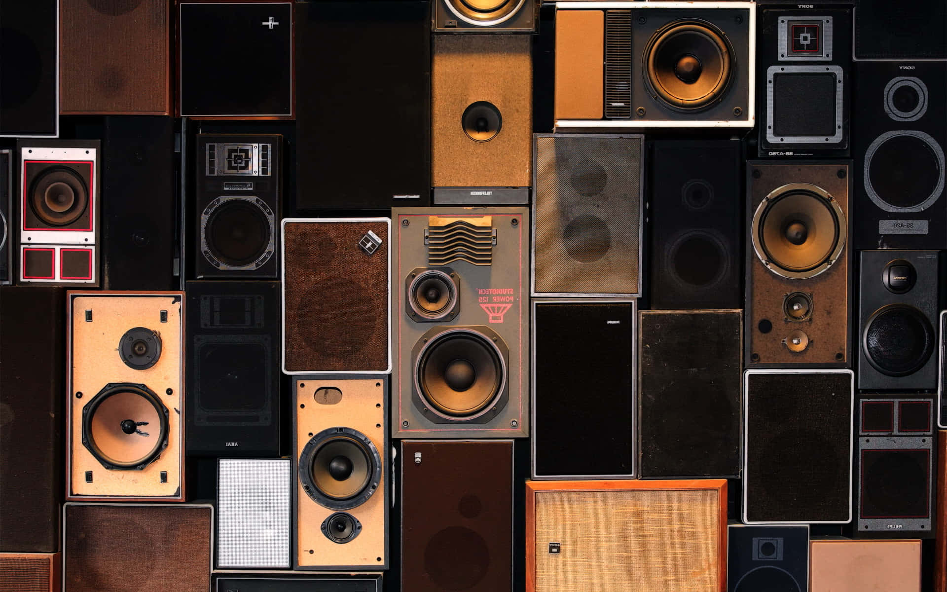 vintage speakers, modern speakers, warm browns, Full HD Desktop Wallpaper