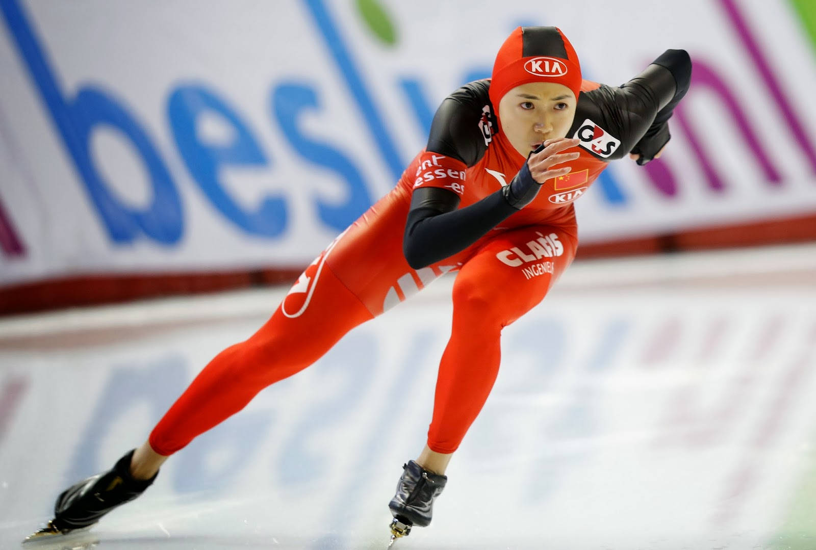 speed skating, female speed skater, red and black suit, HD Desktop Wallpaper
