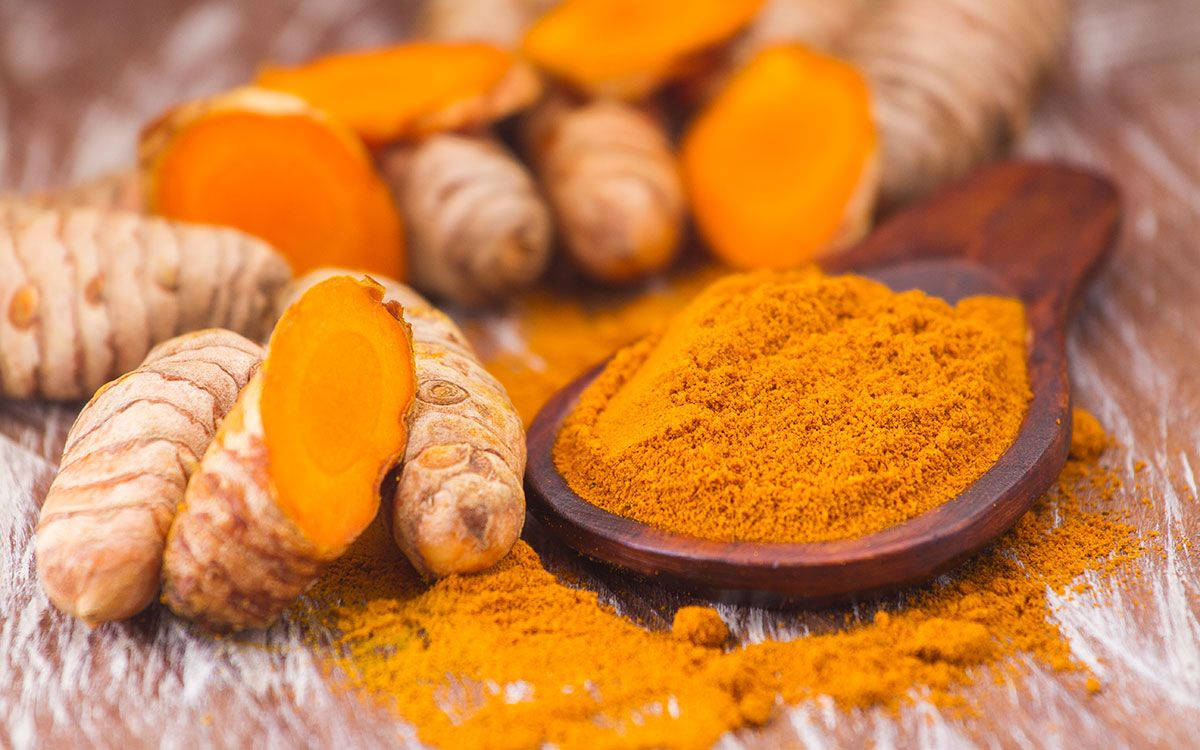 turmeric powder, turmeric rhizomes, rustic wooden surface, SD Desktop Wallpaper
