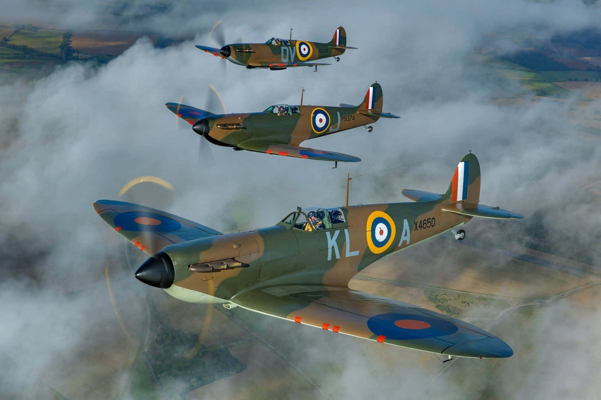 Spitfire, vintage British fighter planes, formation, Full HD Desktop Wallpaper