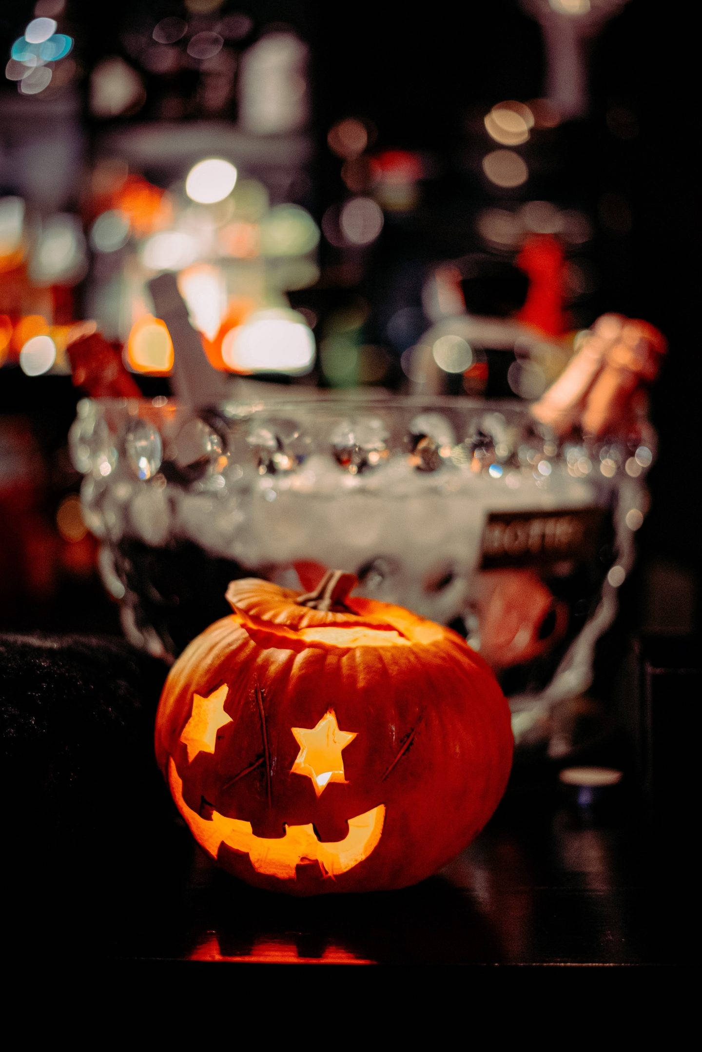 jack-o'-lantern, star-shaped eyes, bar counter, Full HD Phone Wallpaper