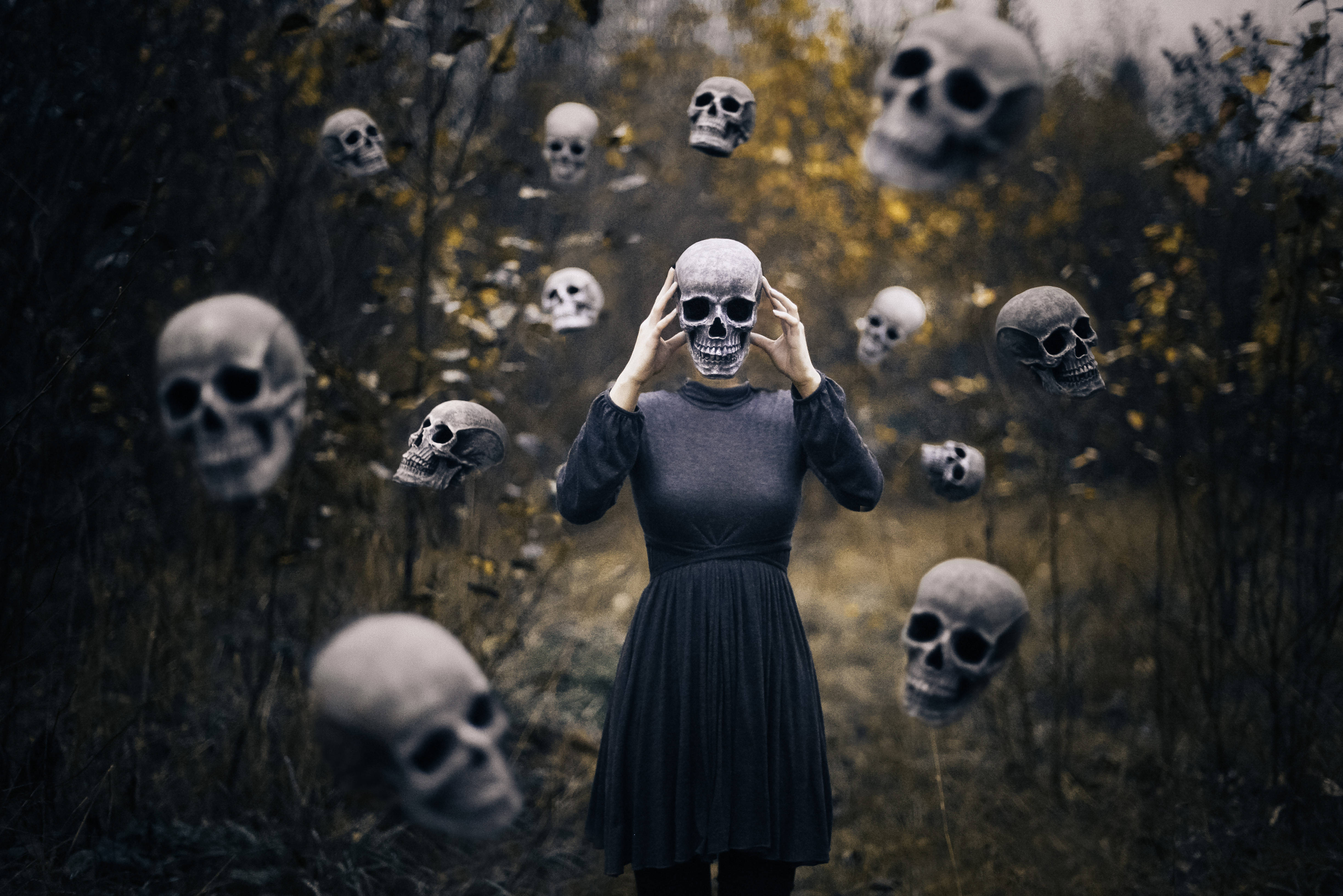 Spooky Aesthetic, skull, black dress, 4K Desktop Wallpaper