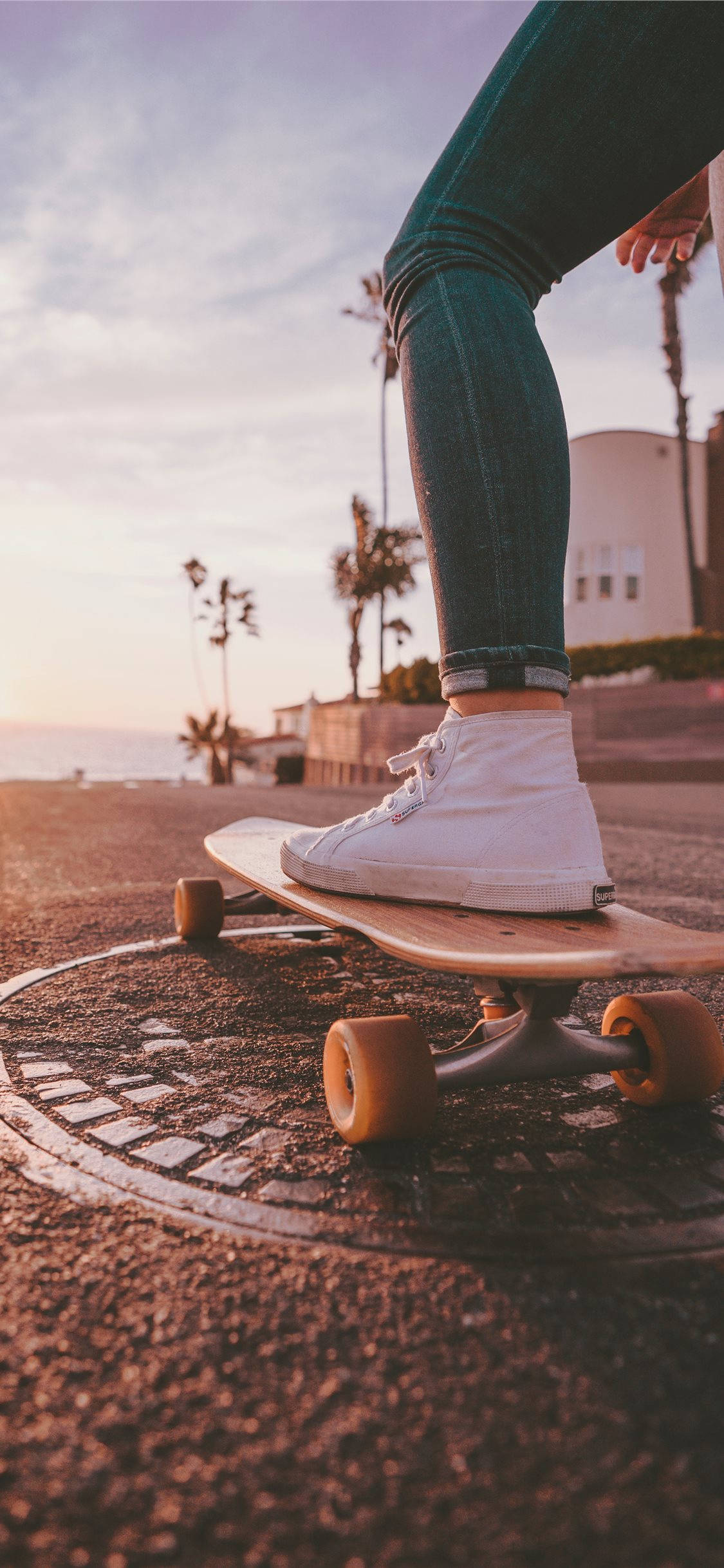 Sports iPhone, skateboard, manhole cover, Full HD Phone Wallpaper