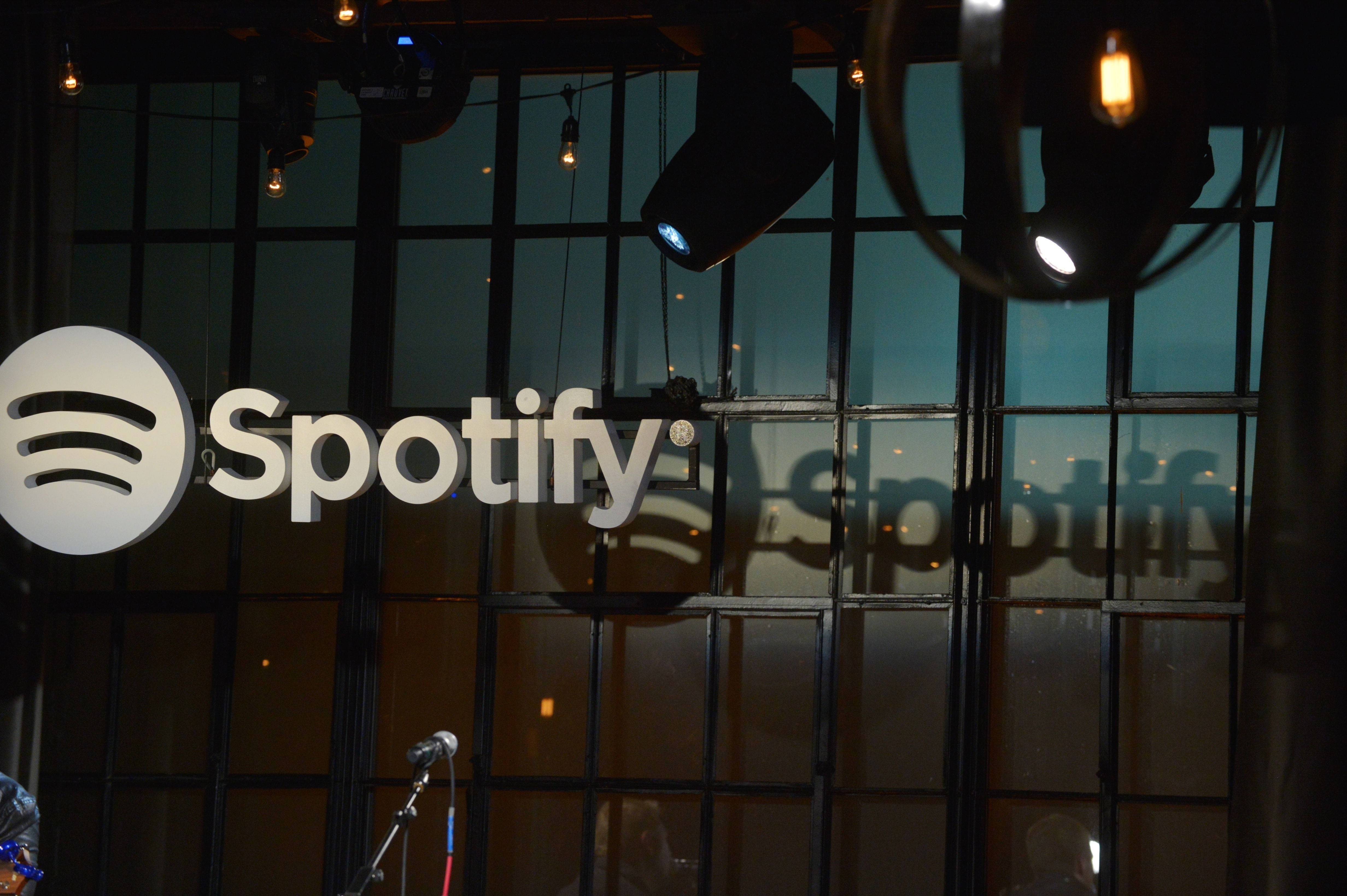 Spotify, white, dark glass wall, 4K Desktop Wallpaper