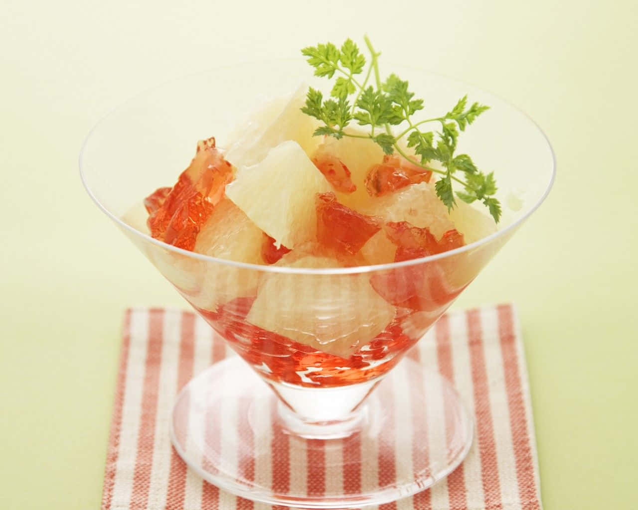 spring desserts, martini glass, translucent red and white jelly cubes, HD Desktop Wallpaper