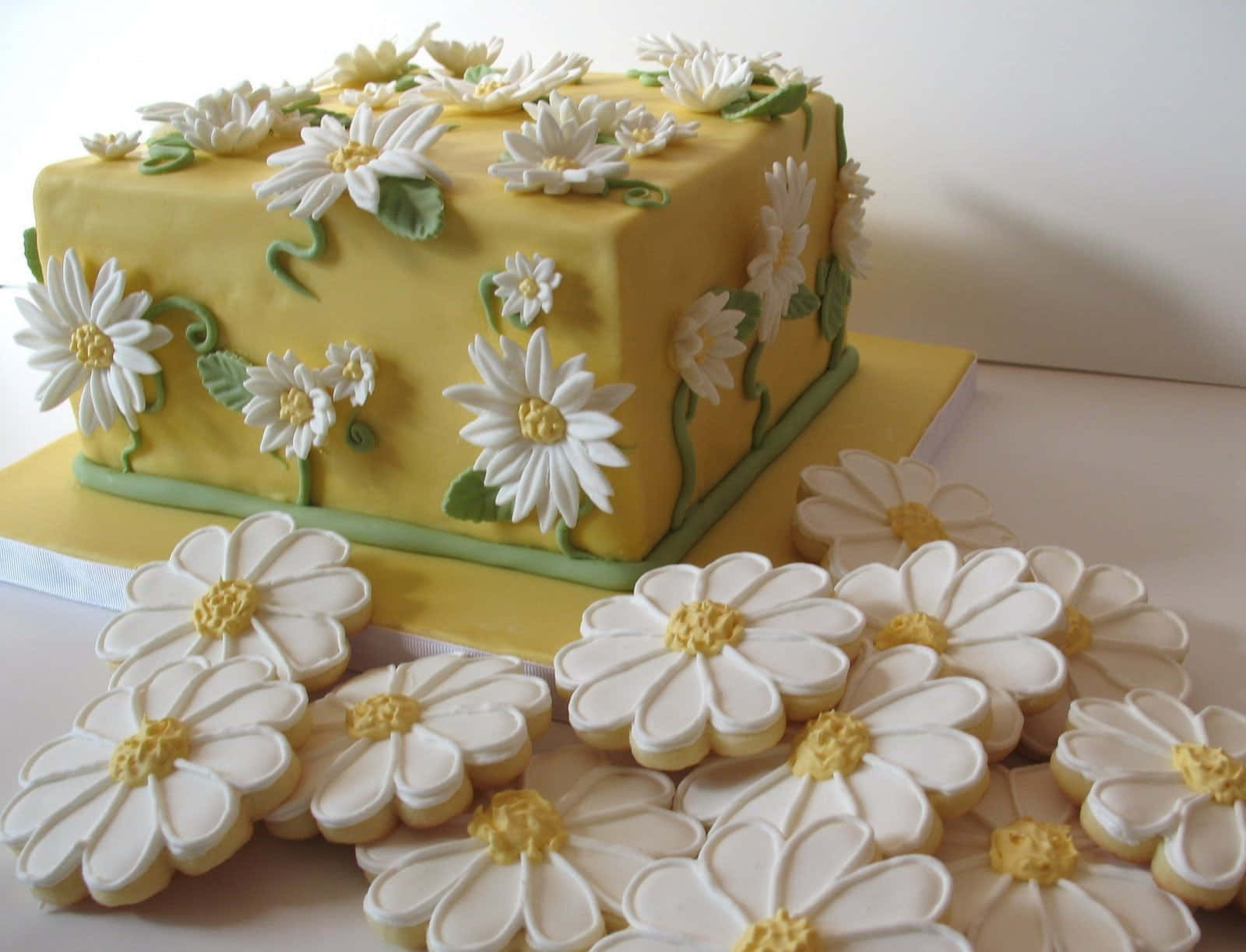 Spring Desserts, vibrant yellow rectangular cake, white daisies, HD Desktop Wallpaper