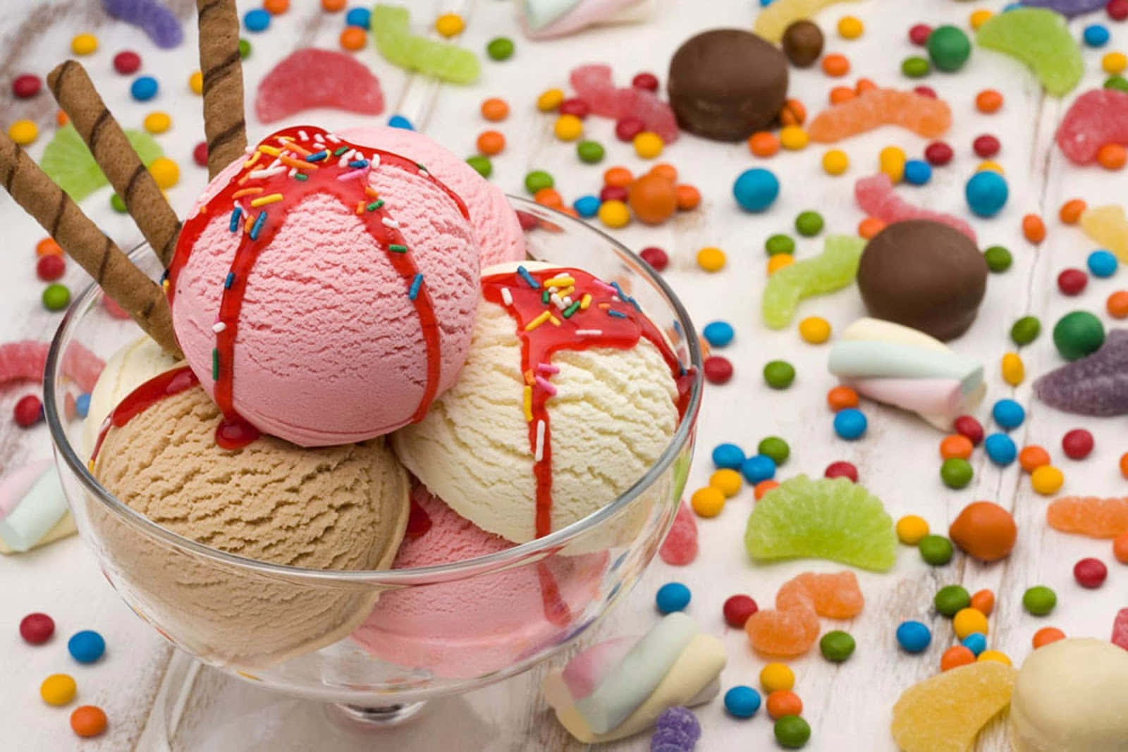 pink vanilla chocolate and caramel ice cream, red sauce, sprinkles, HD Desktop Wallpaper