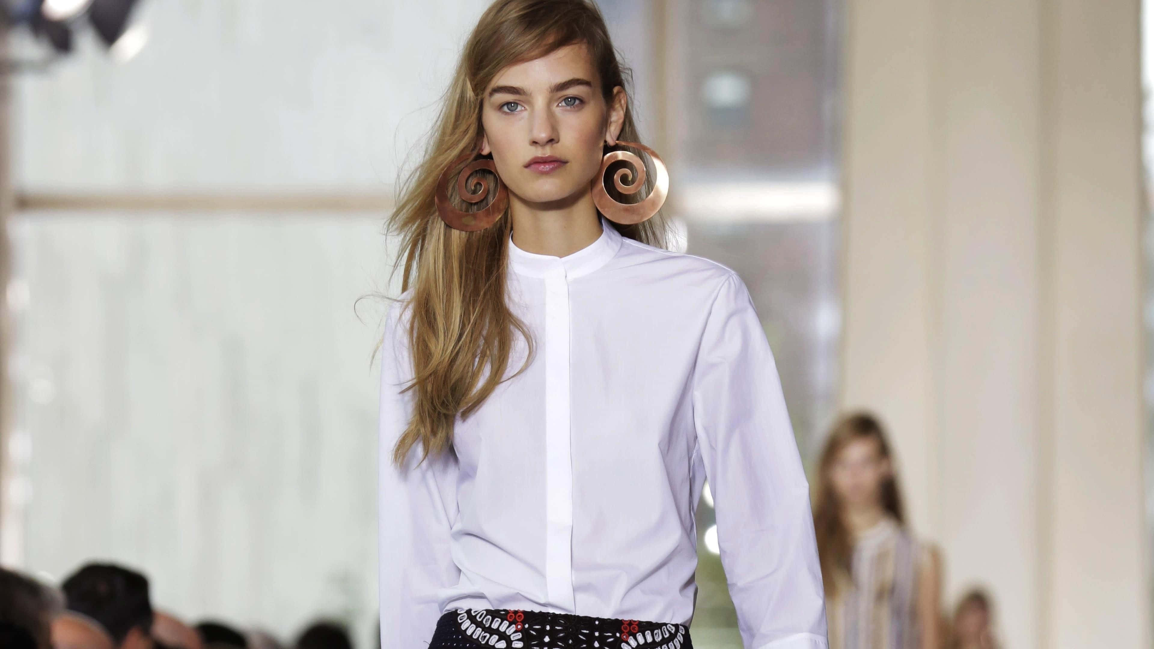 spring fashion, white blouse, patterned skirt, 4K Desktop Wallpaper