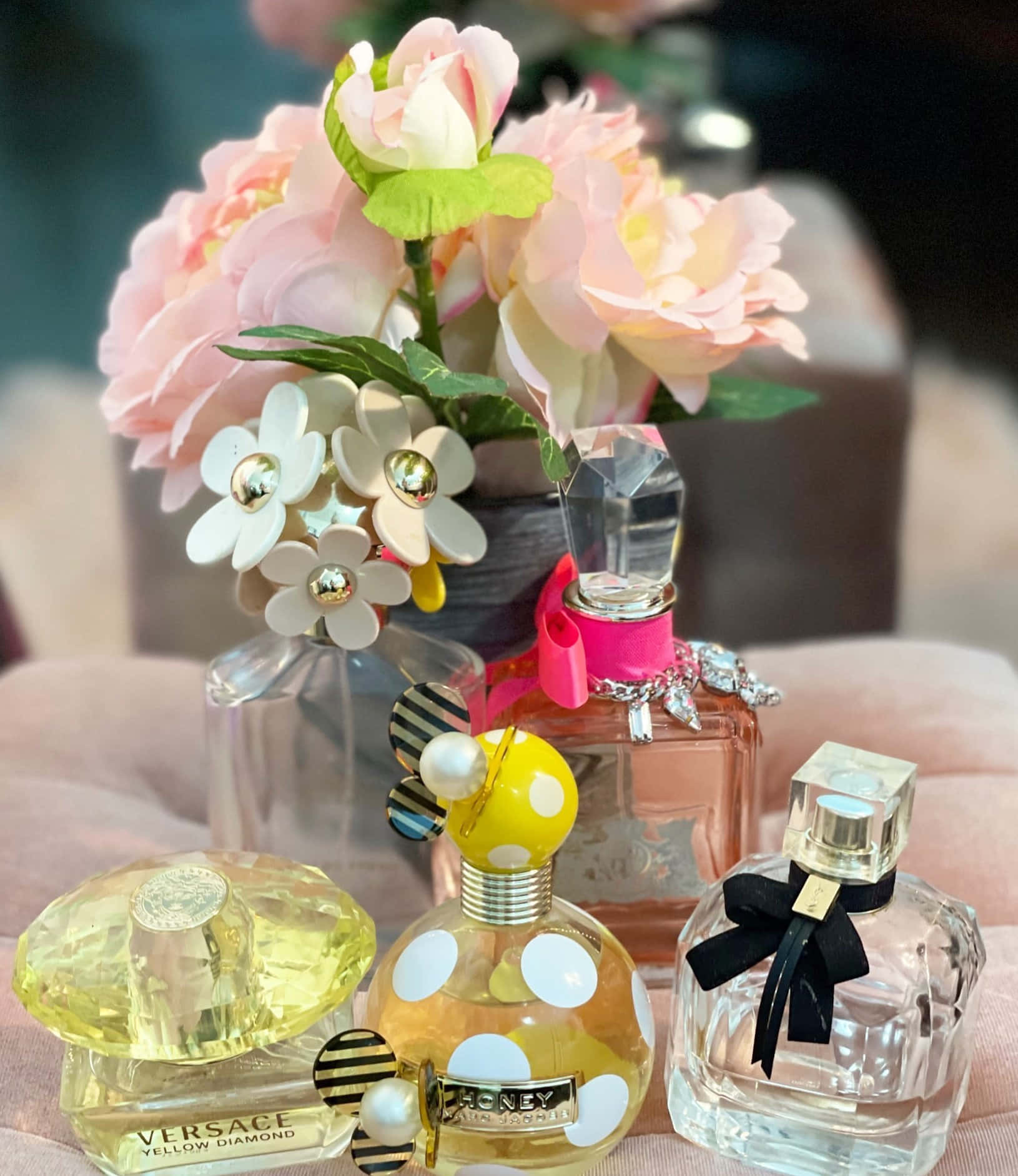 Spring Perfume, crystal bottle, pink surface, HD Phone Wallpaper