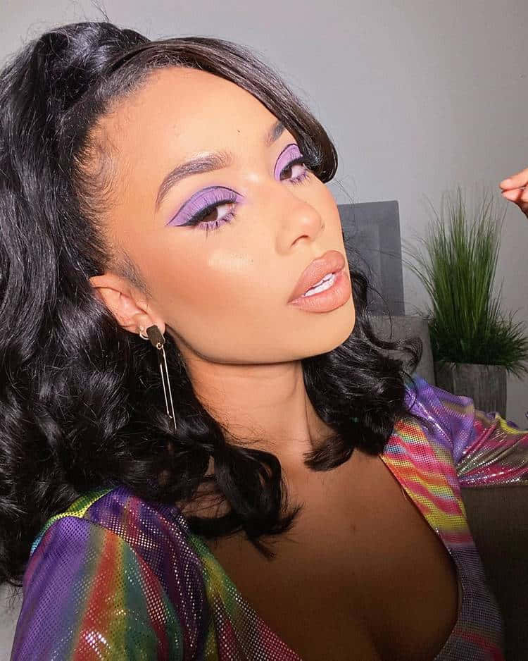Spring Makeup, purple eyeshadow, voluminous curls, SD Phone Wallpaper