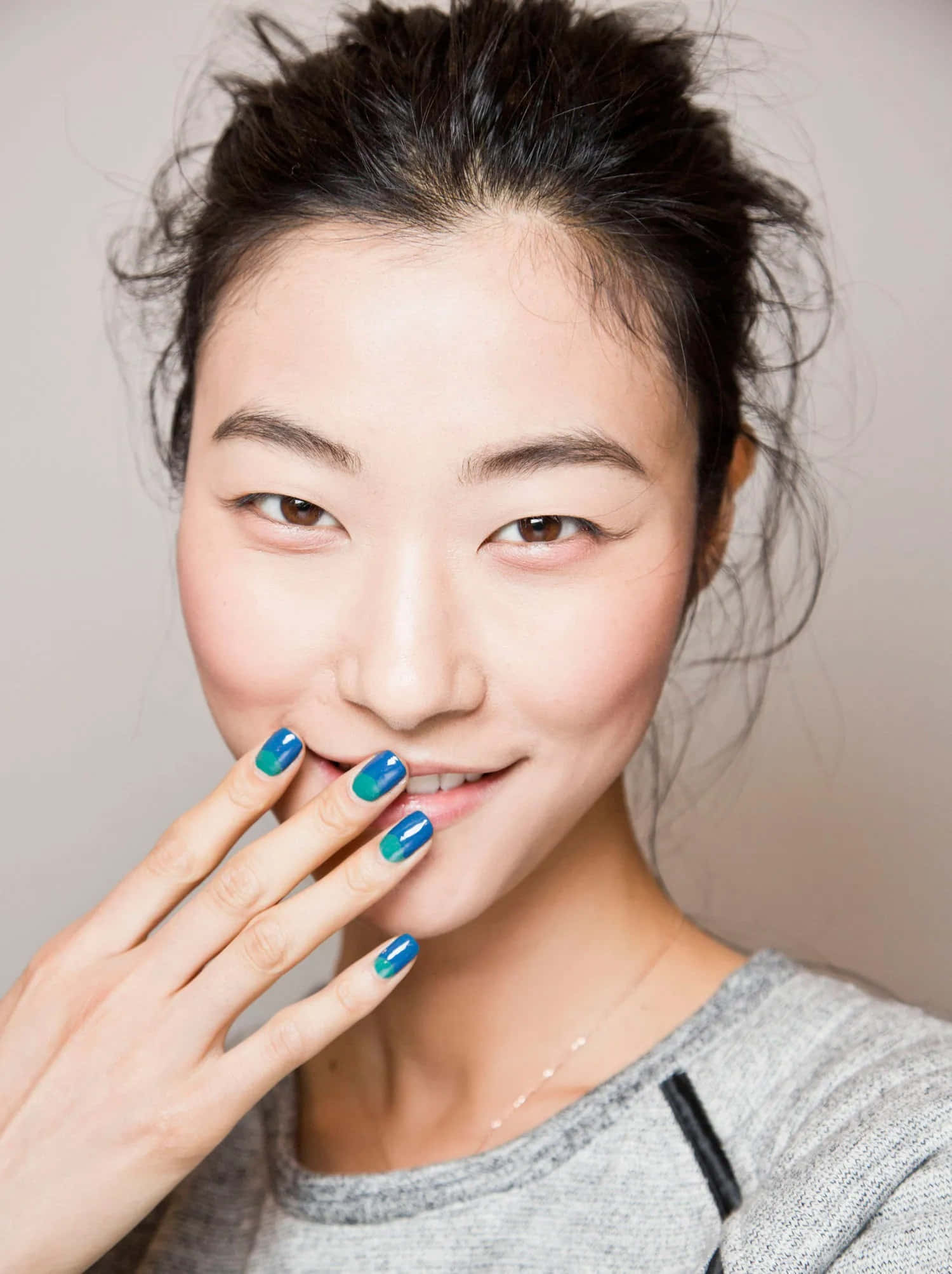 Spring Makeup, dark hair, vibrant blue-green nails, Full HD Phone Wallpaper