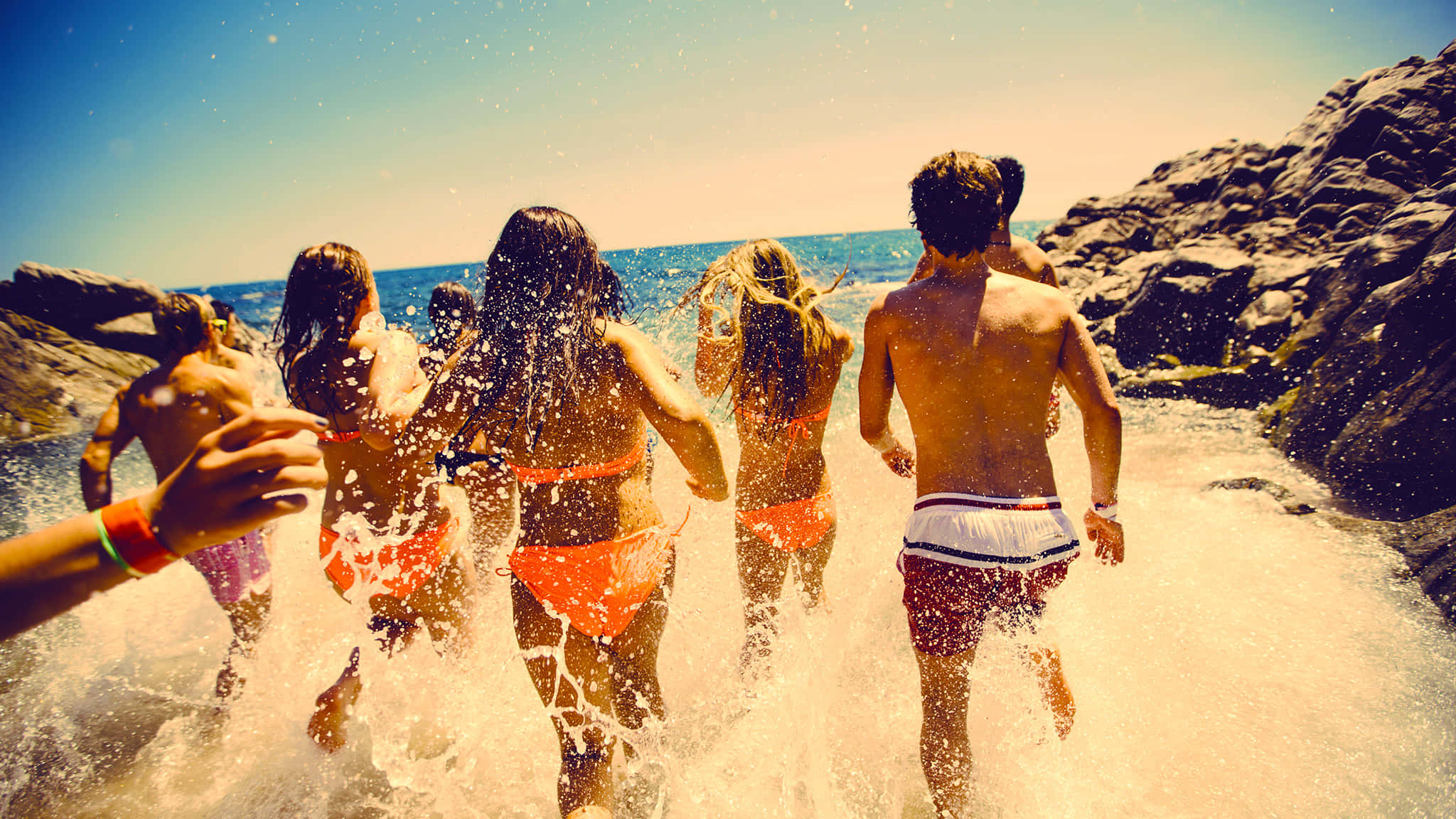 Spring Vacation 2048, sunny beach, ocean surf, Full HD Desktop Wallpaper