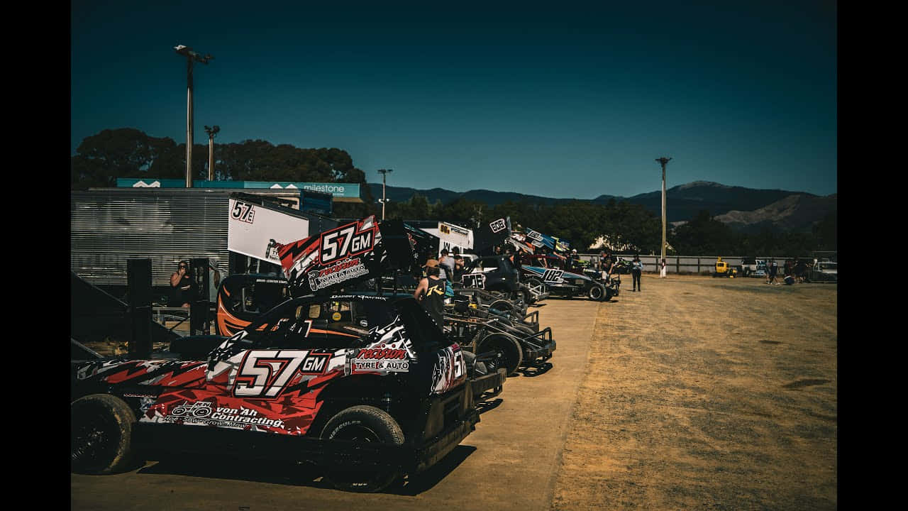 dirt track cars, red and black liveries, deep blue sky, HD Desktop Wallpaper