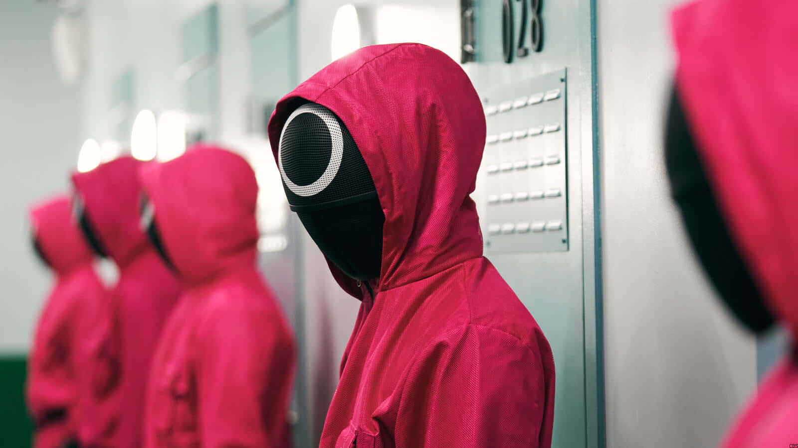 Squid Game PFP, bright pink hooded jumpsuits, black masks, HD Desktop Wallpaper