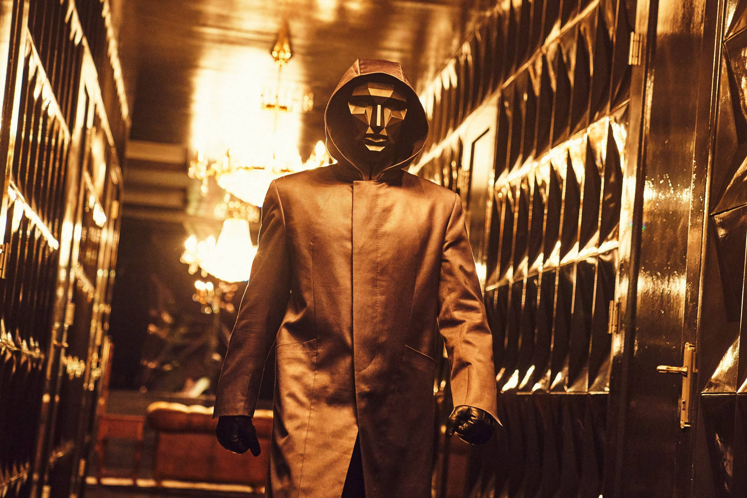 Squid Game, The Front Man, metallic mask, 2K Desktop Wallpaper