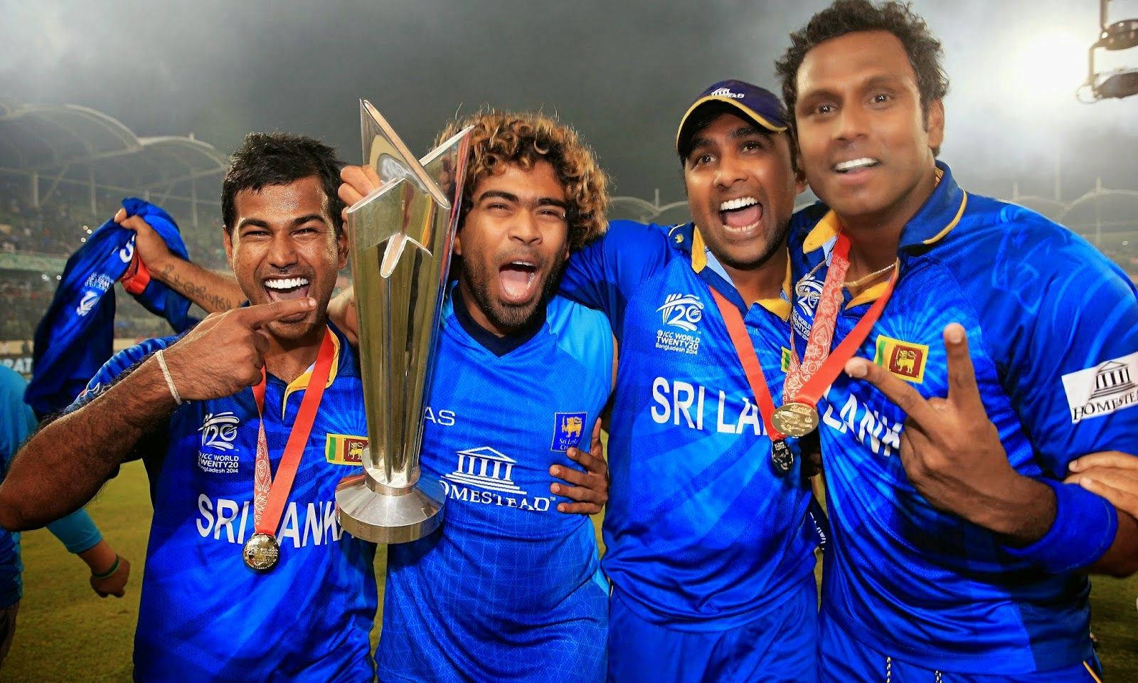 Sri Lanka Cricket, blue jerseys, silver trophy, HD Desktop Wallpaper