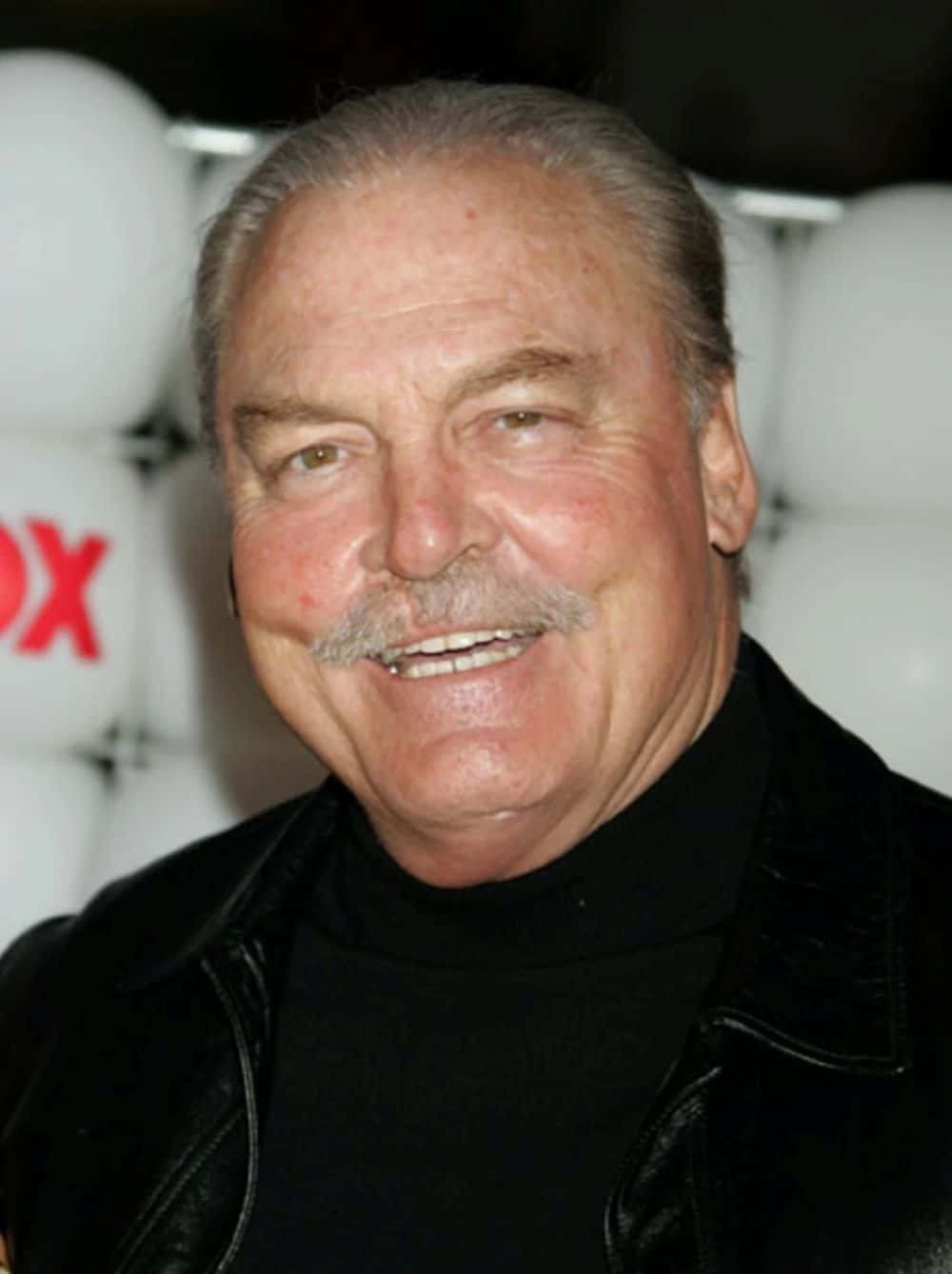 Stacy Keach, black leather jacket, black turtleneck, HD Phone Wallpaper