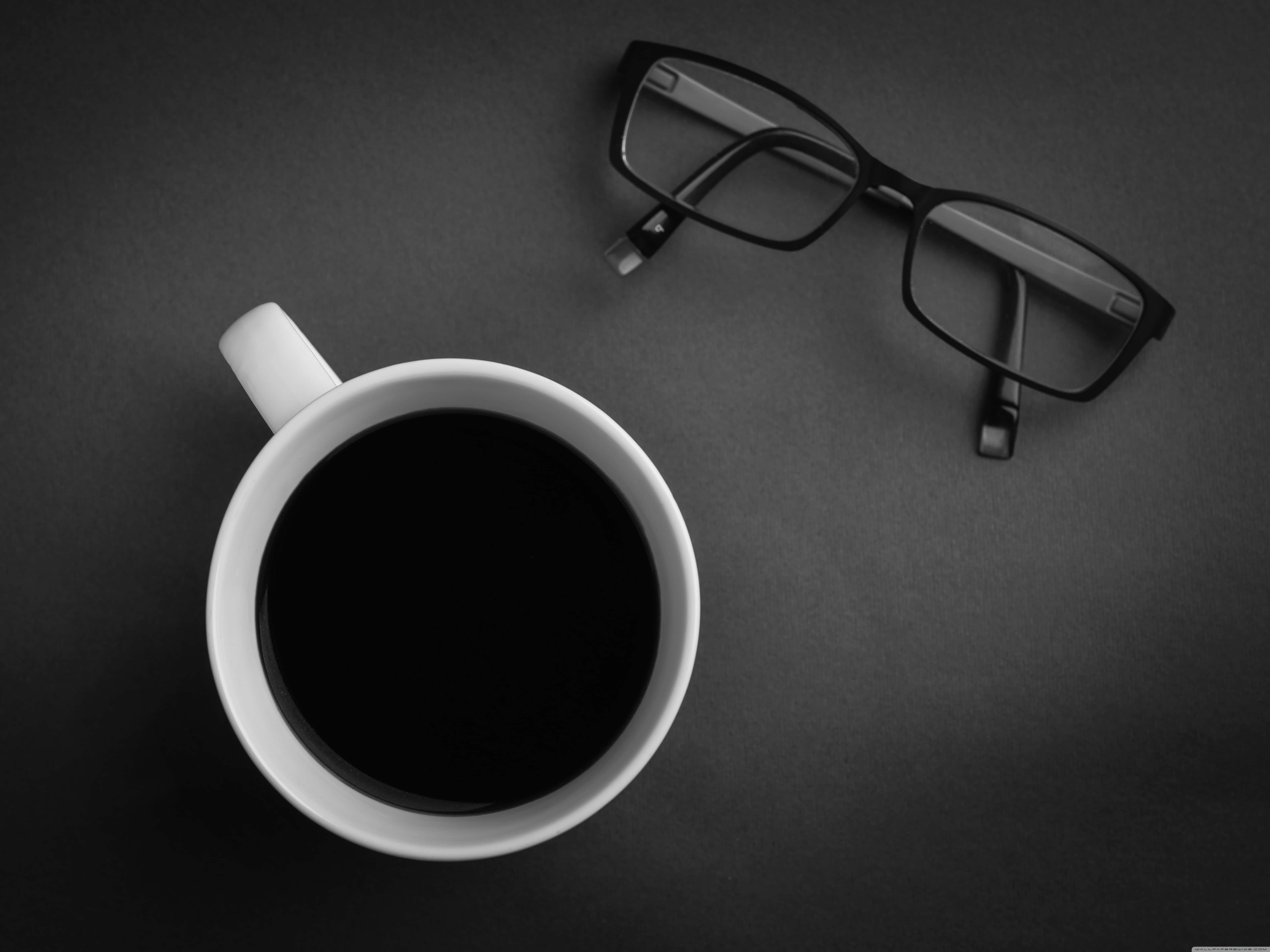 Standard, coffee cup, reading glasses, 5K Desktop Wallpaper