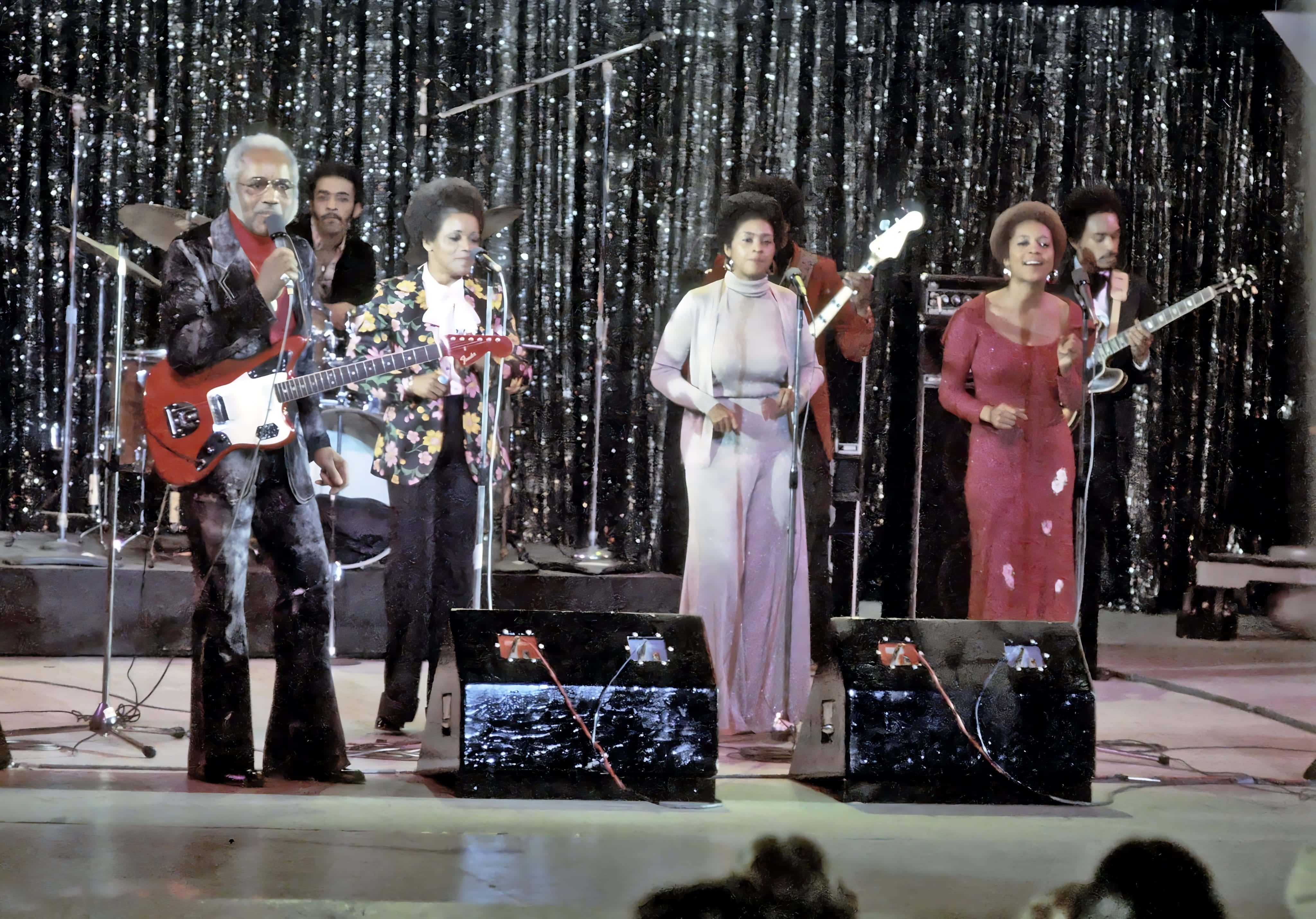 The Staple Singers, 1970, stage concert, 4K Desktop Wallpaper