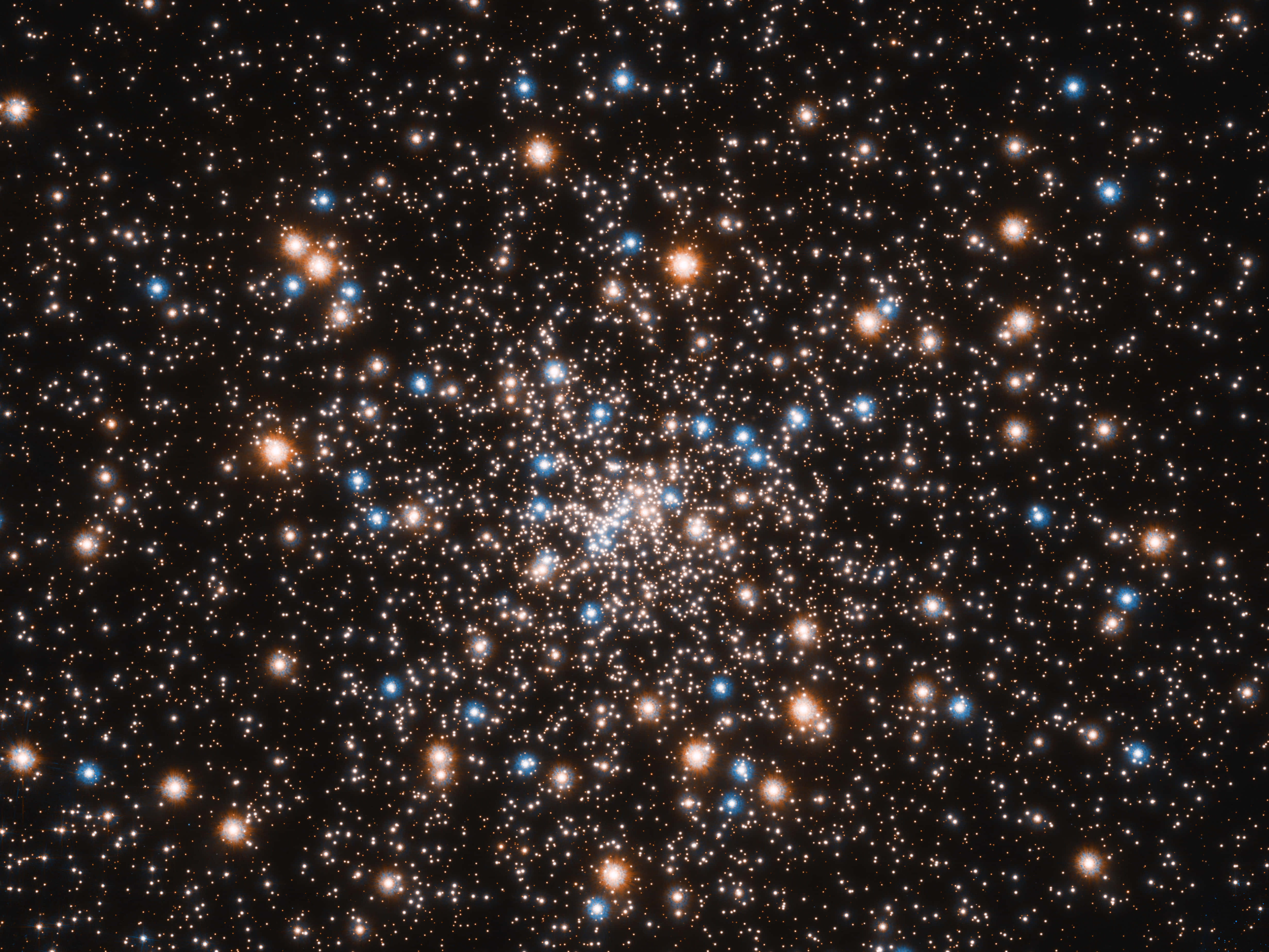 Star Cluster, orange, blue, 4K Desktop Wallpaper