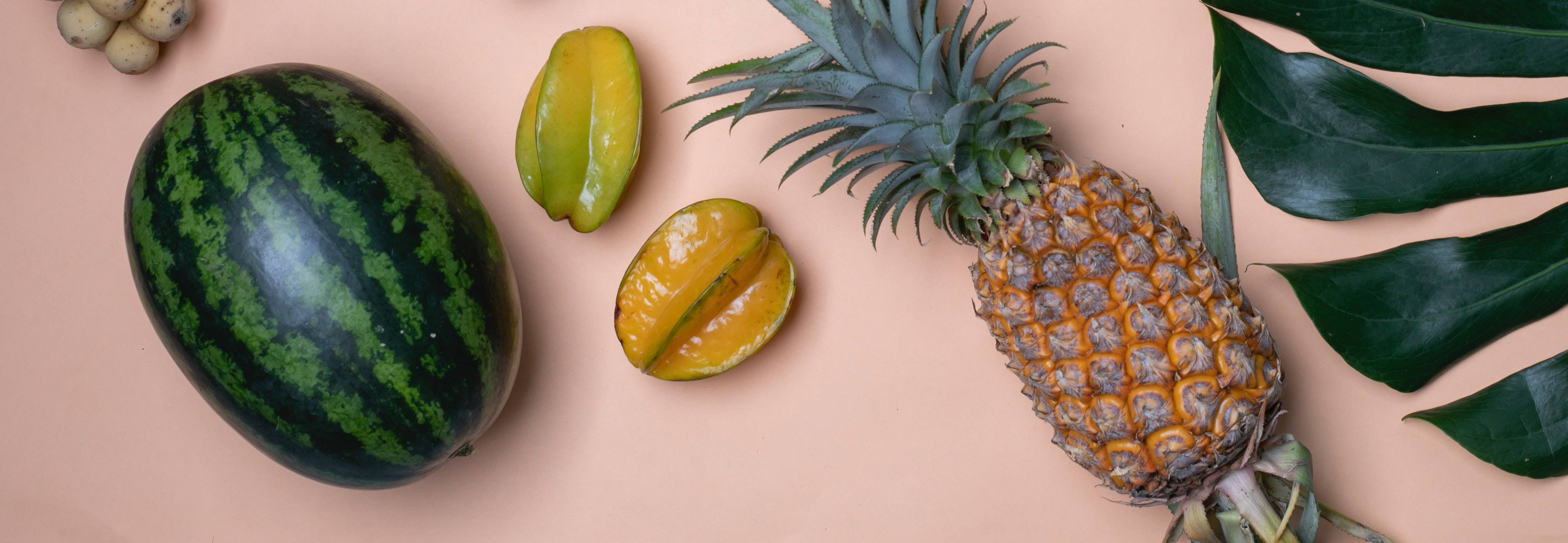 minimalist star fruit pink table, starfruit, peach background, 4K Desktop Wallpaper