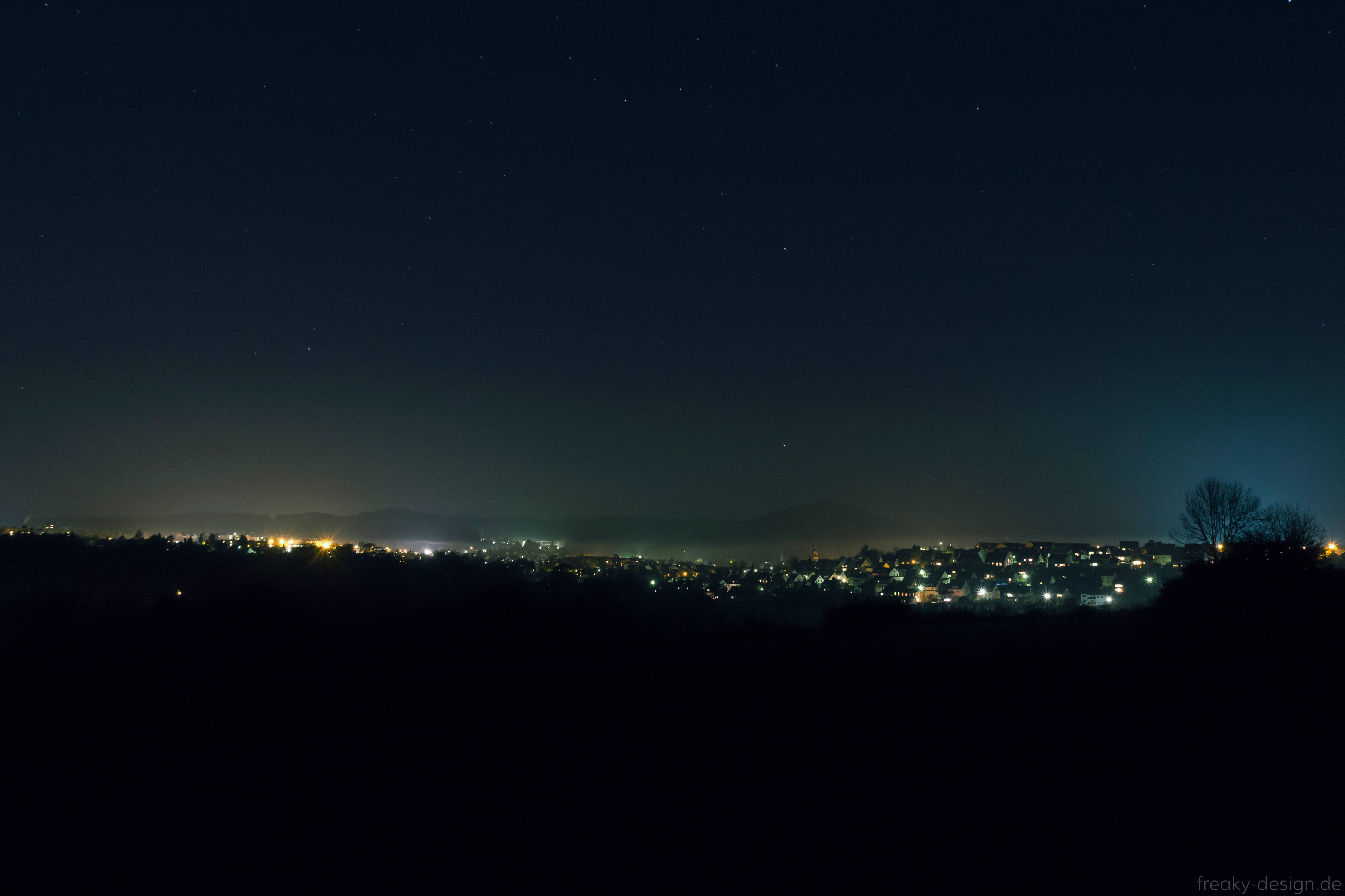 Starry Night, city lights, distant town, 4K Desktop Wallpaper