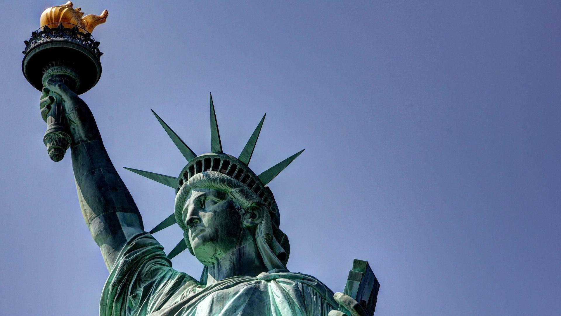 Statue Of Liberty, torch, clear blue sky, Full HD Desktop Wallpaper
