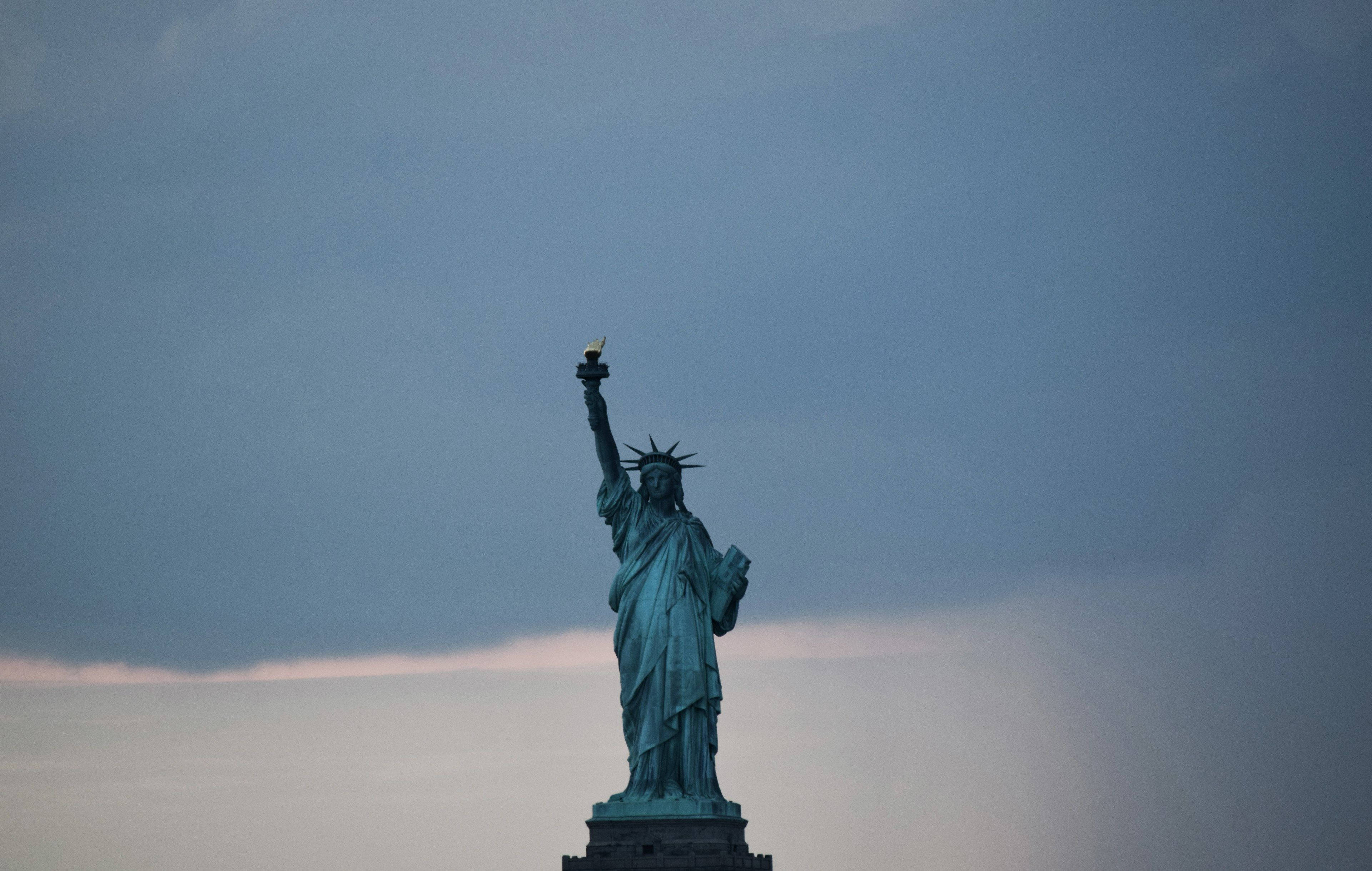 Statue Of Liberty, gray sky, twilight sky, 4K Desktop Wallpaper