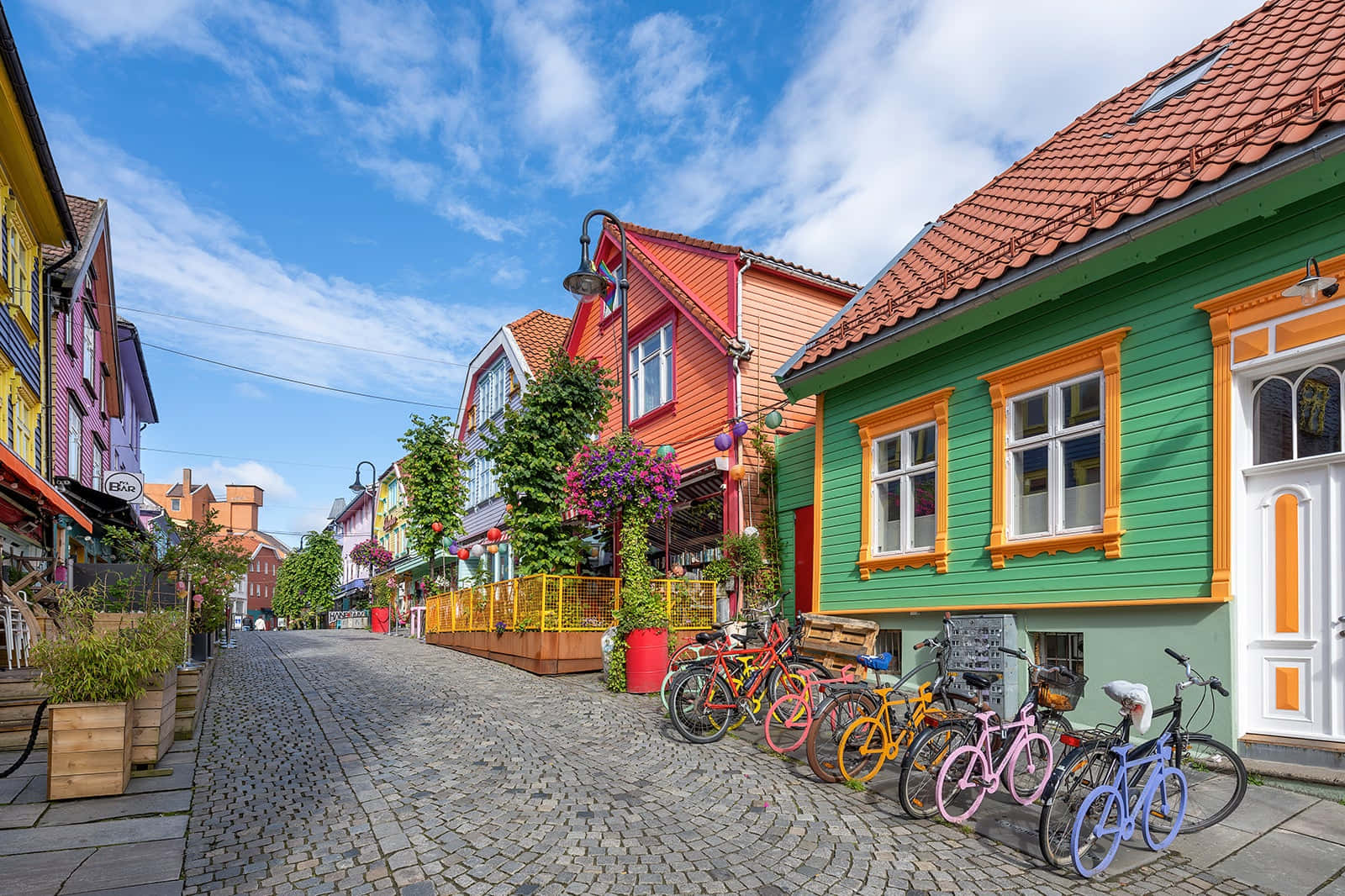 Stavanger, colorful wooden houses, cobblestone street, HD Desktop Wallpaper