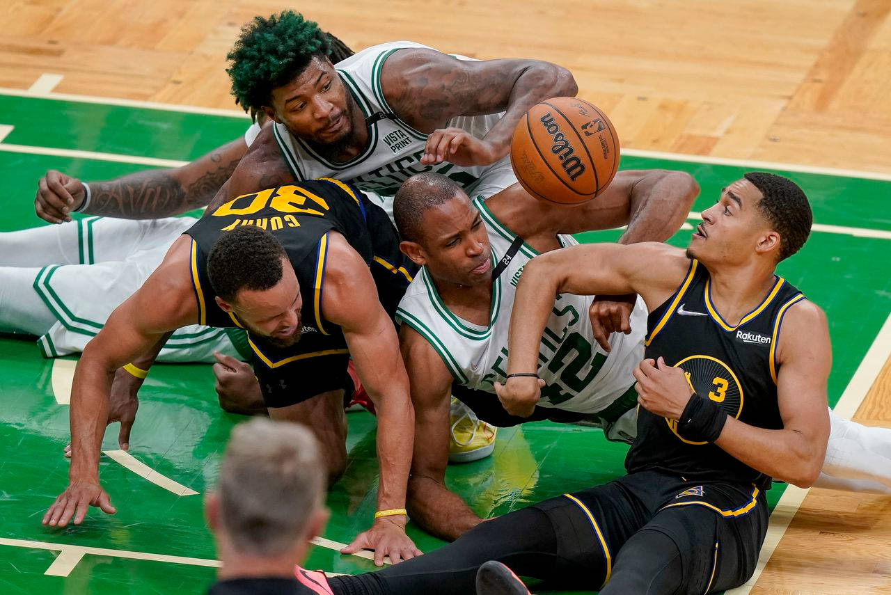 Steph Curry, green court, loose ball, HD Desktop Wallpaper