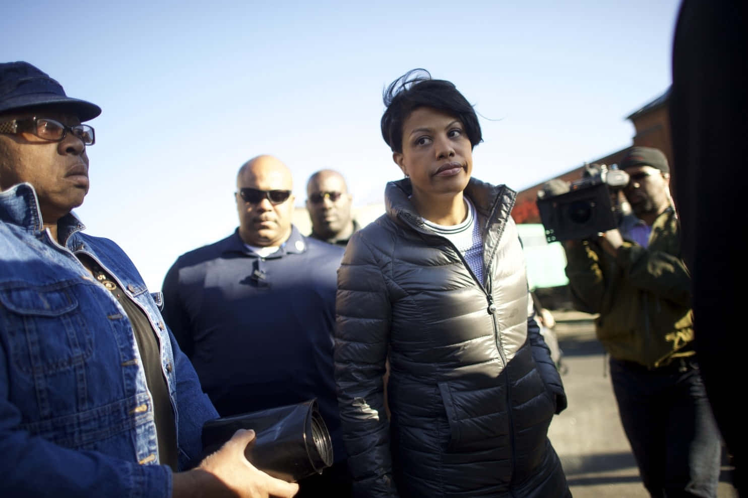 Stephanie Rawlings Blake, puffy jacket, reporters, HD Desktop Wallpaper